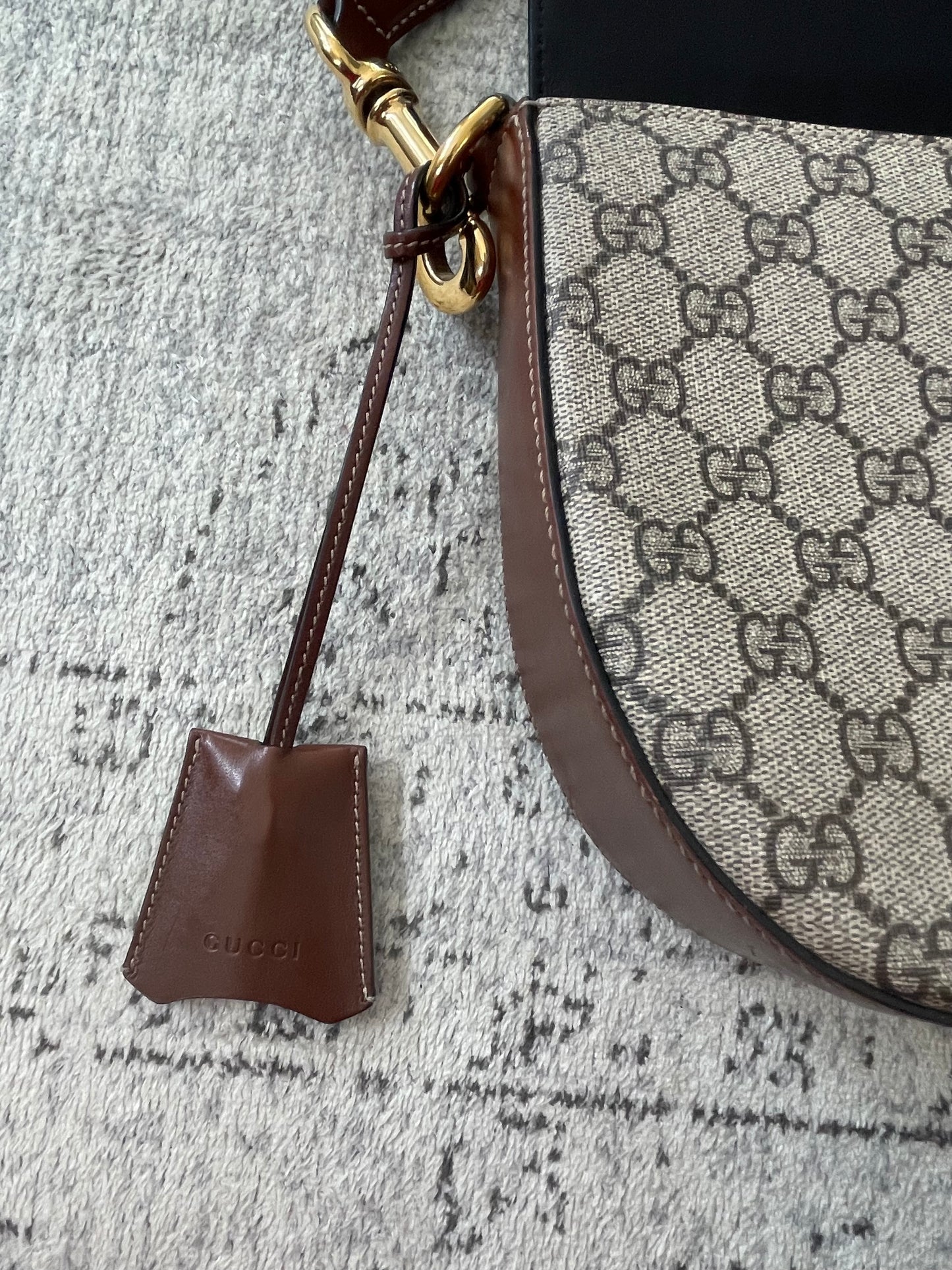 Preloved Gucci GG Supreme Monogram Saddle Lock Messenger Shoulder Bag, Small