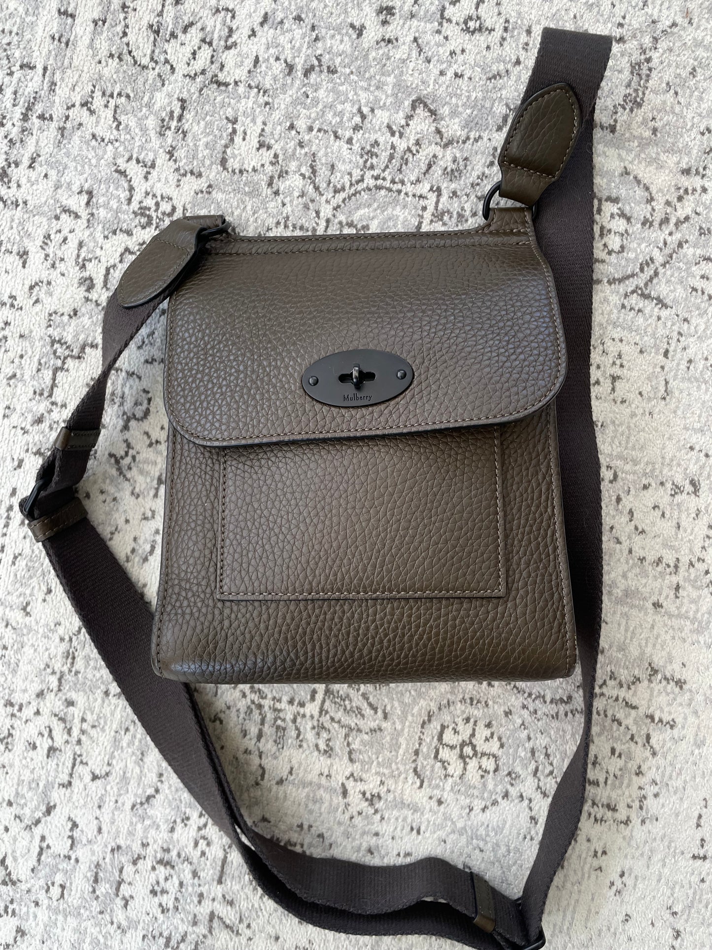 Preloved Anthony Messenger Crossbody Bag, Small