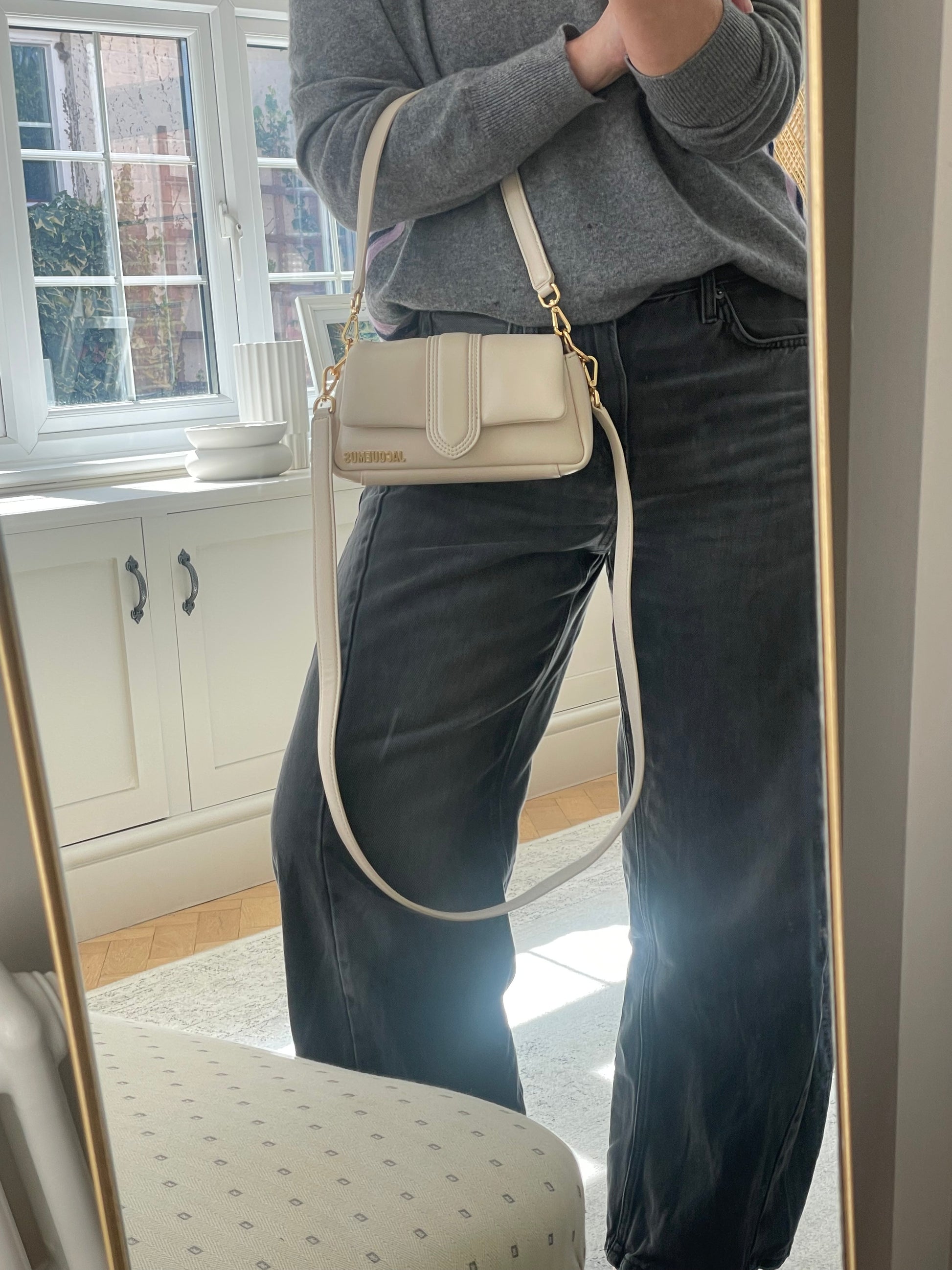 Outfit Jacquemus Side Bag Preloved Jacquemus Puffed Le Petit