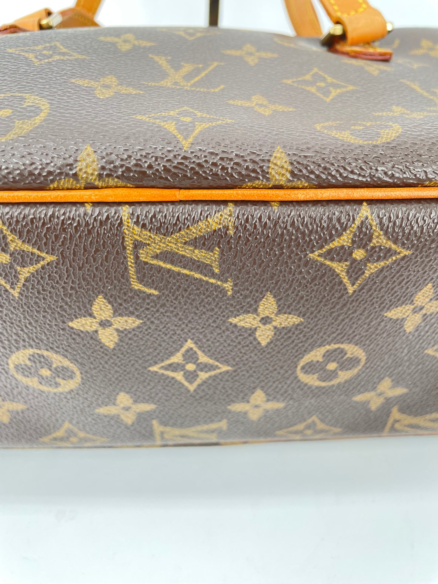 Preloved Louis Vuitton Cite Shoulder Bag, MM