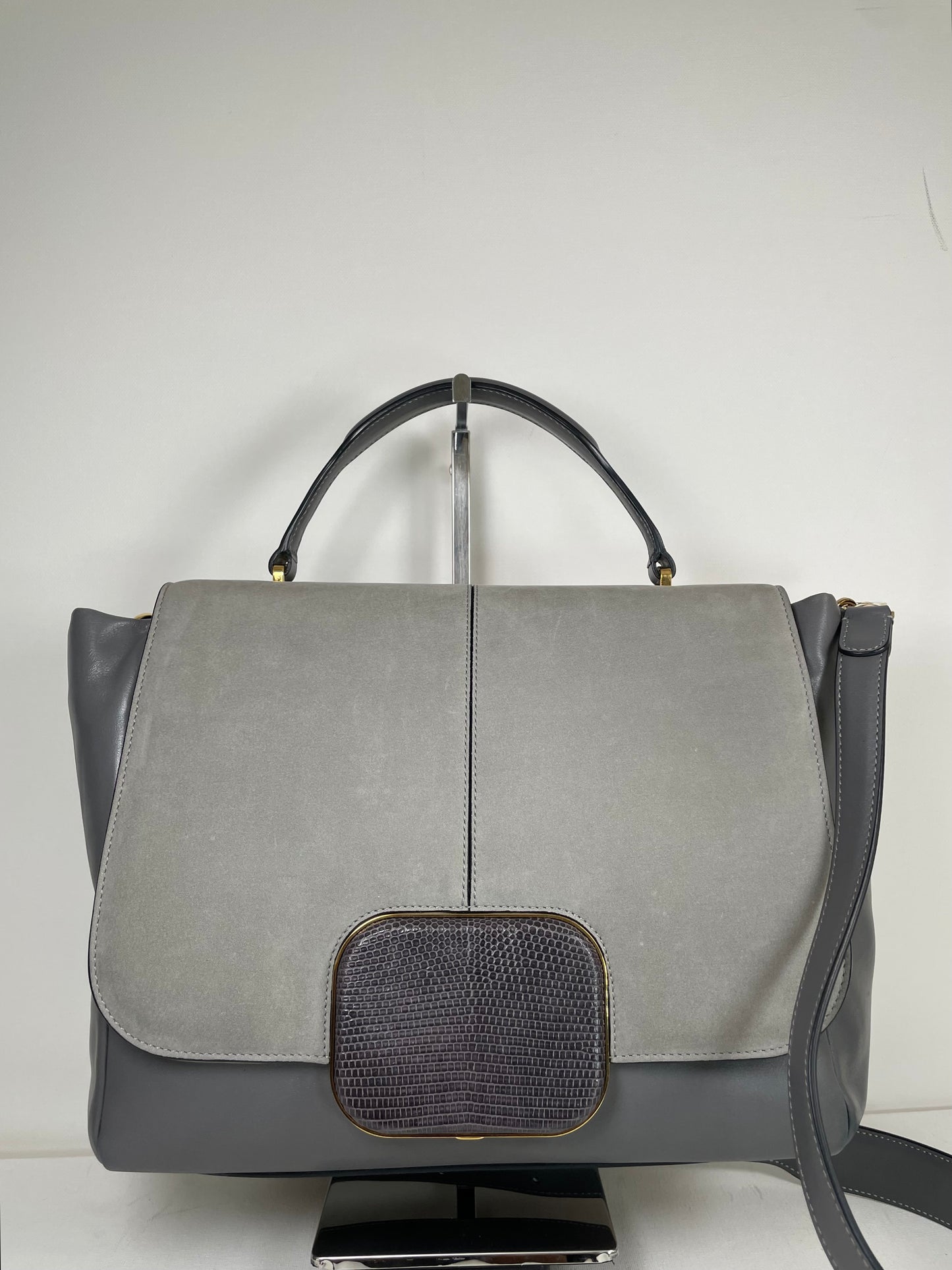 Preloved Tod’s Two Way Wave Bag, Large