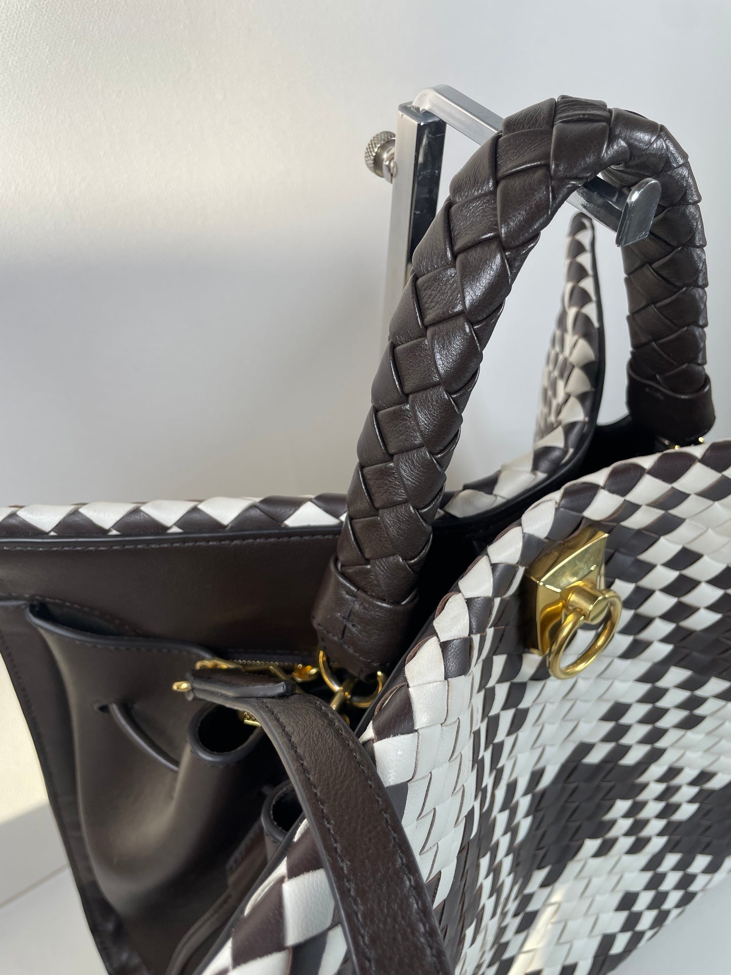 Preloved Mulberry Iris Woven Tote Bag with Long Strap