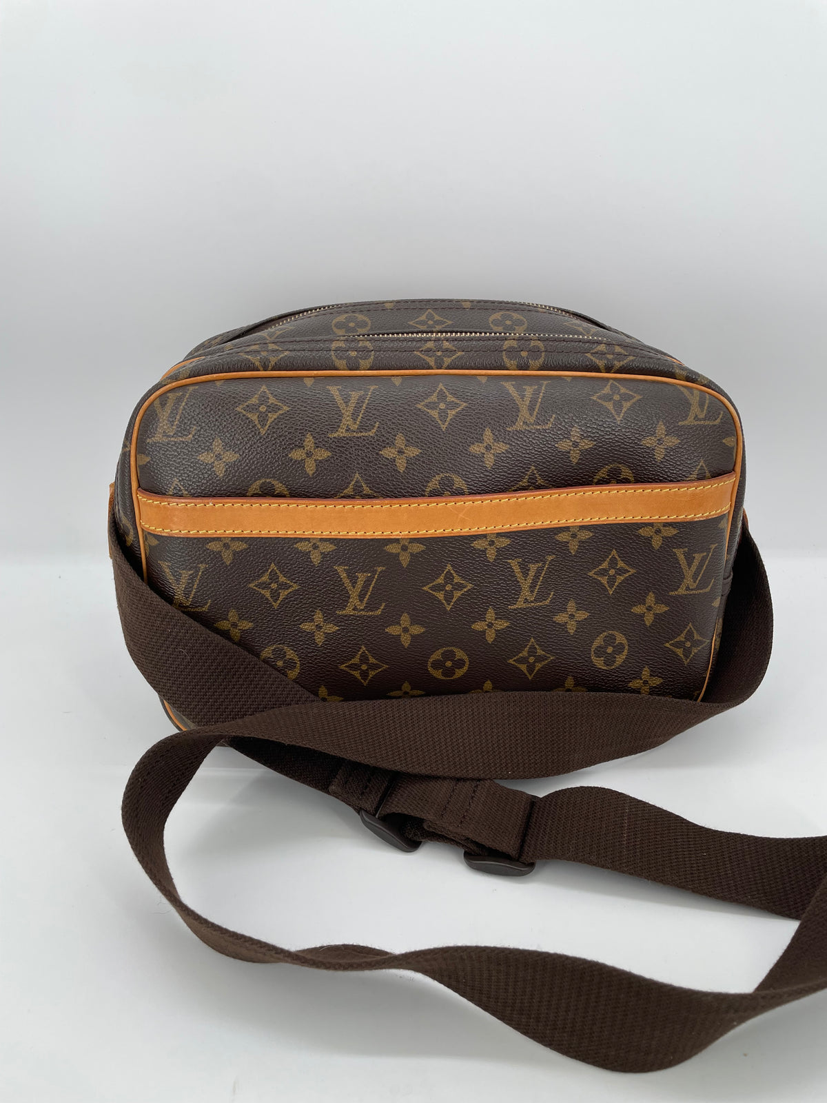 Preloved,  Louis Vuitton Reporter Shoulder Bag, PM