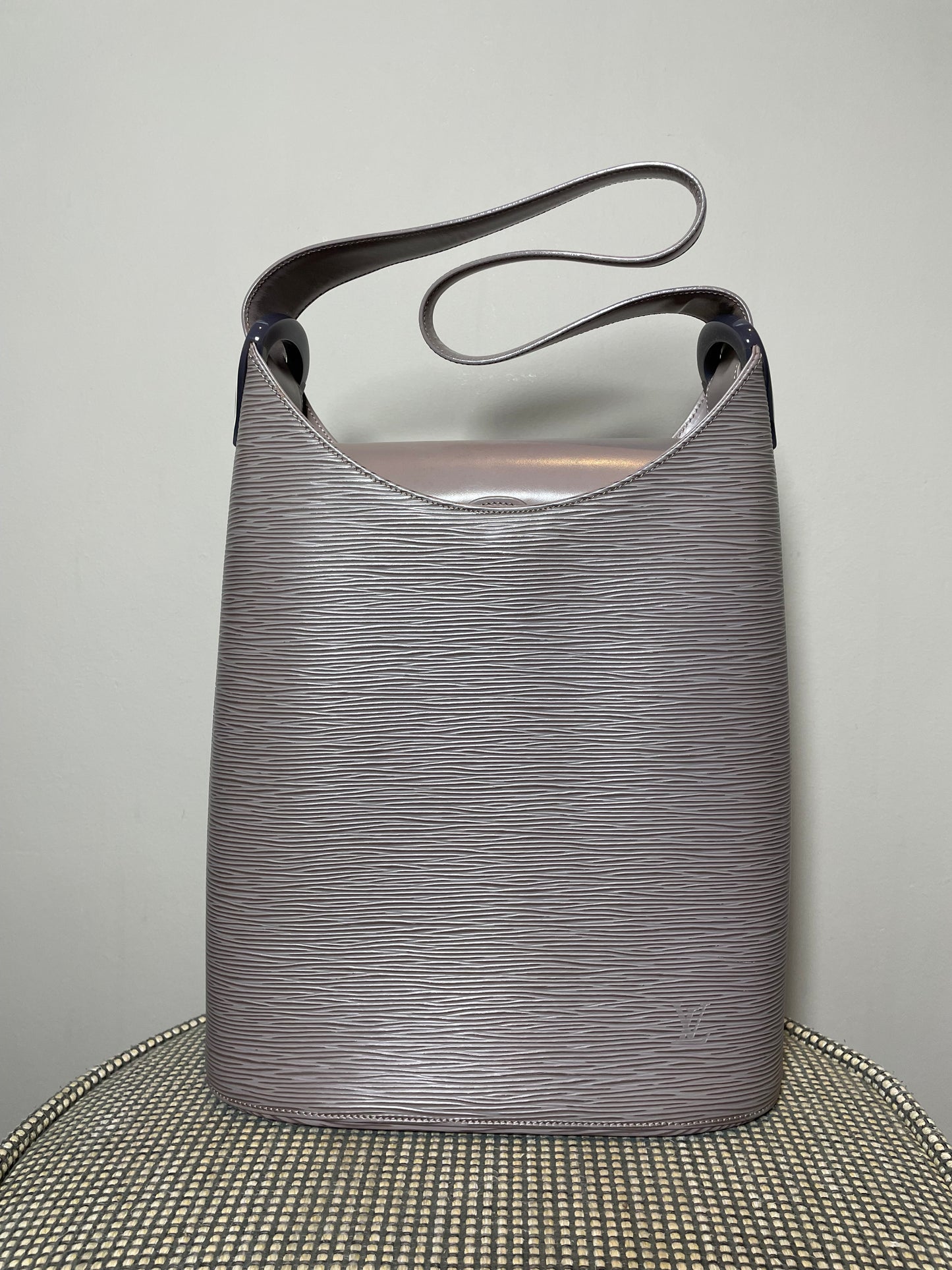 Preloved Vintage Louis Vuitton Epi Leather  Verseau Bucket Bag