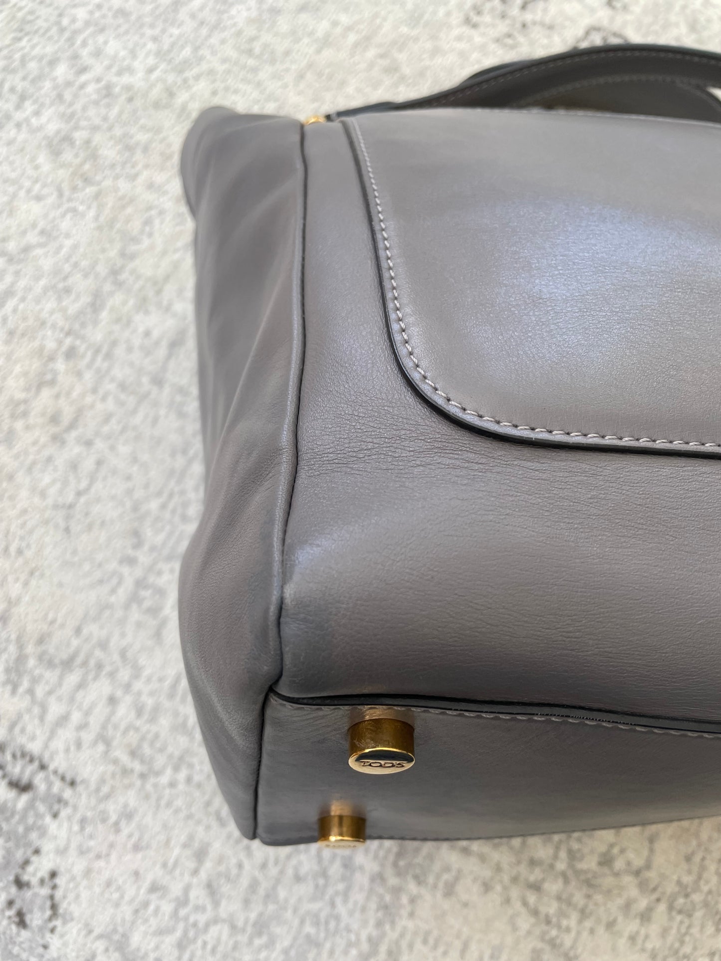 Preloved Tod’s Two Way Wave Bag, Large