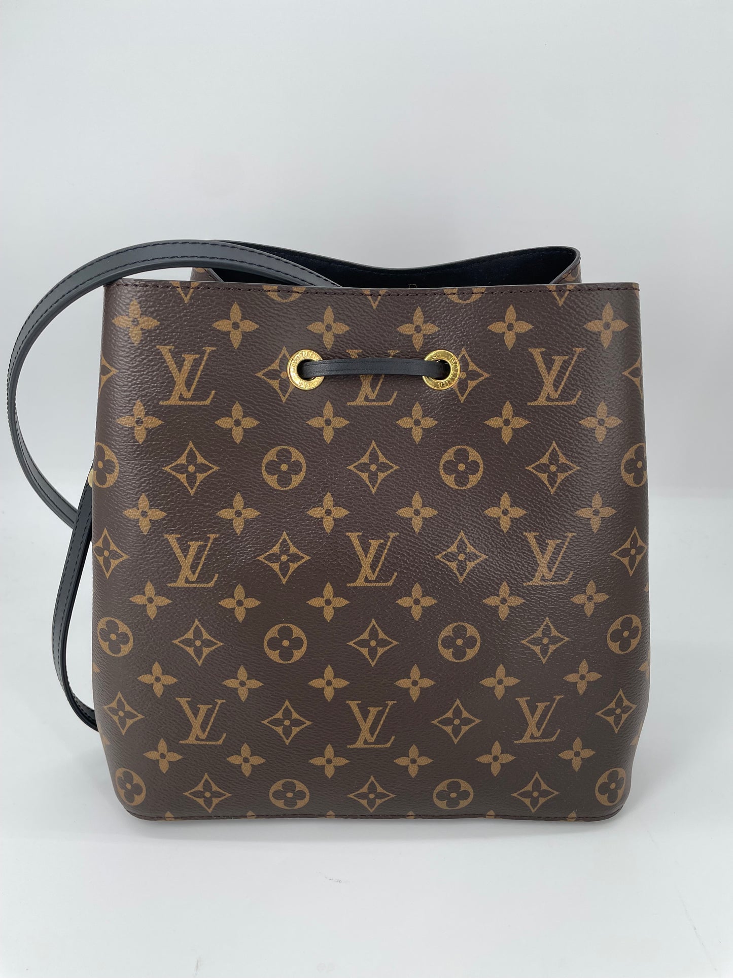 Preloved Louis Vuitton NeoNoe bag
