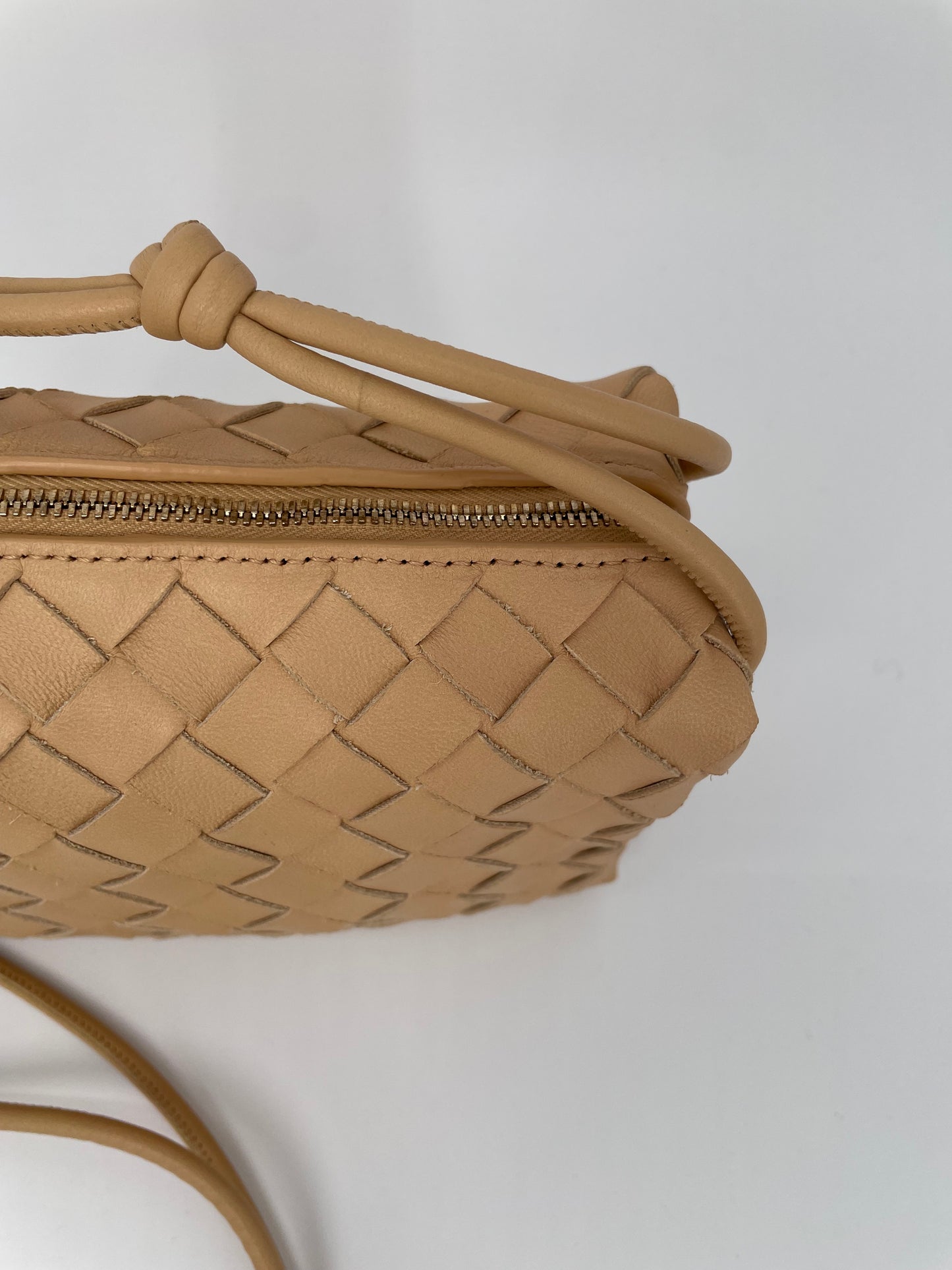 Preloved Bottega Veneta Loop Camera Bag, Mini