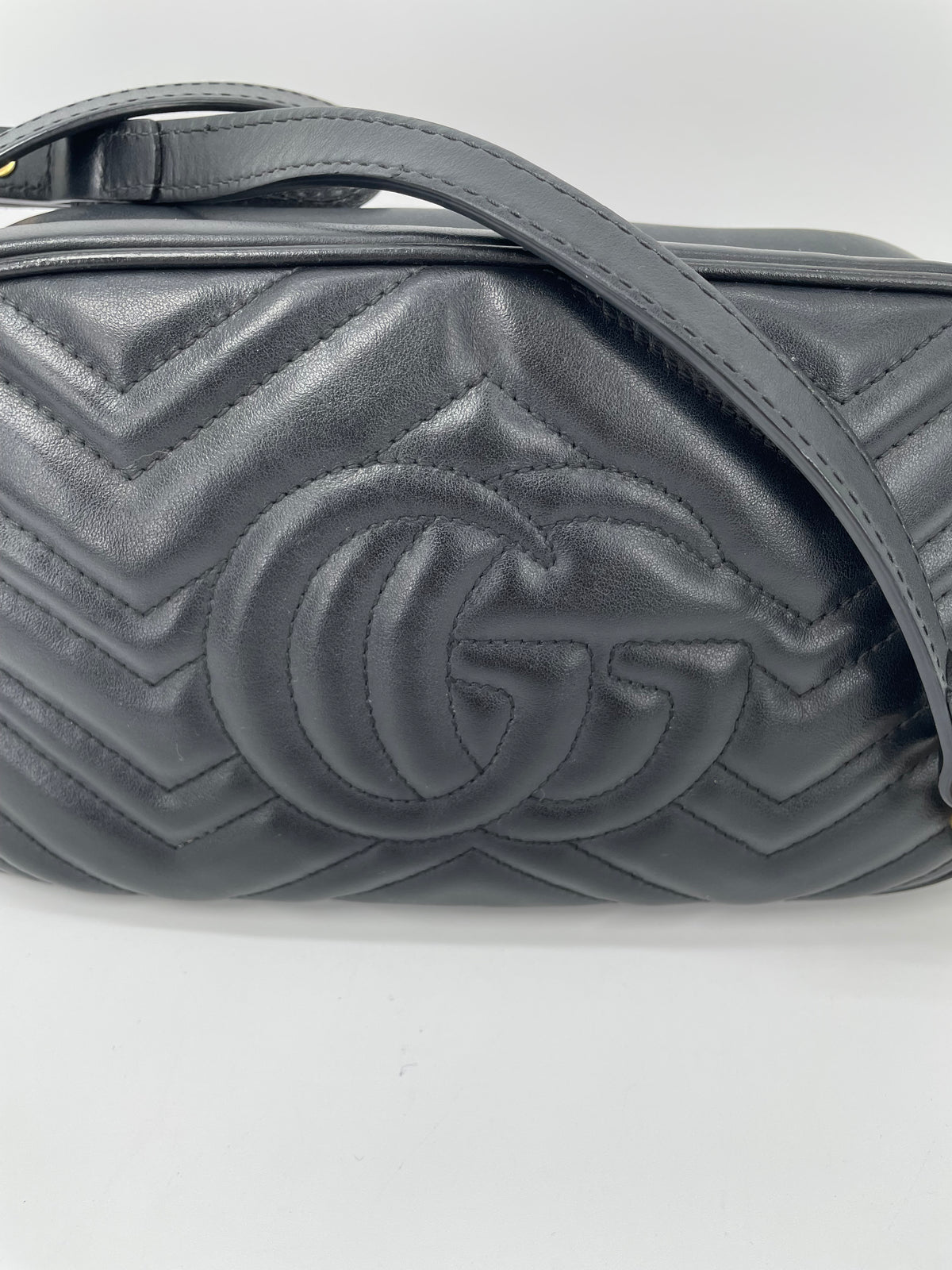 Preloved Gucci Marmont Shoulder Bag, Small