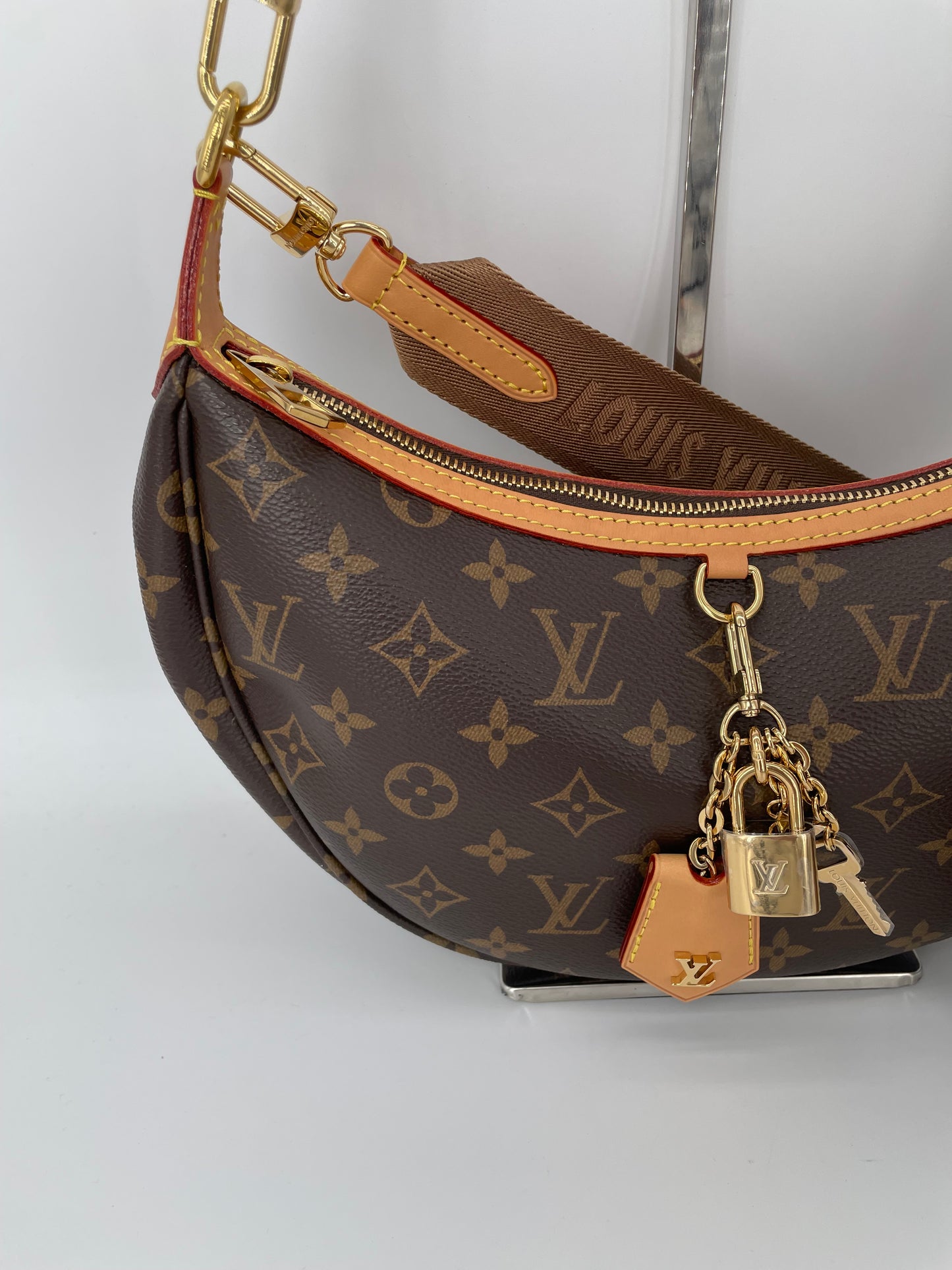 Preloved Louis Vuitton Looping Monogram Two Way Bag