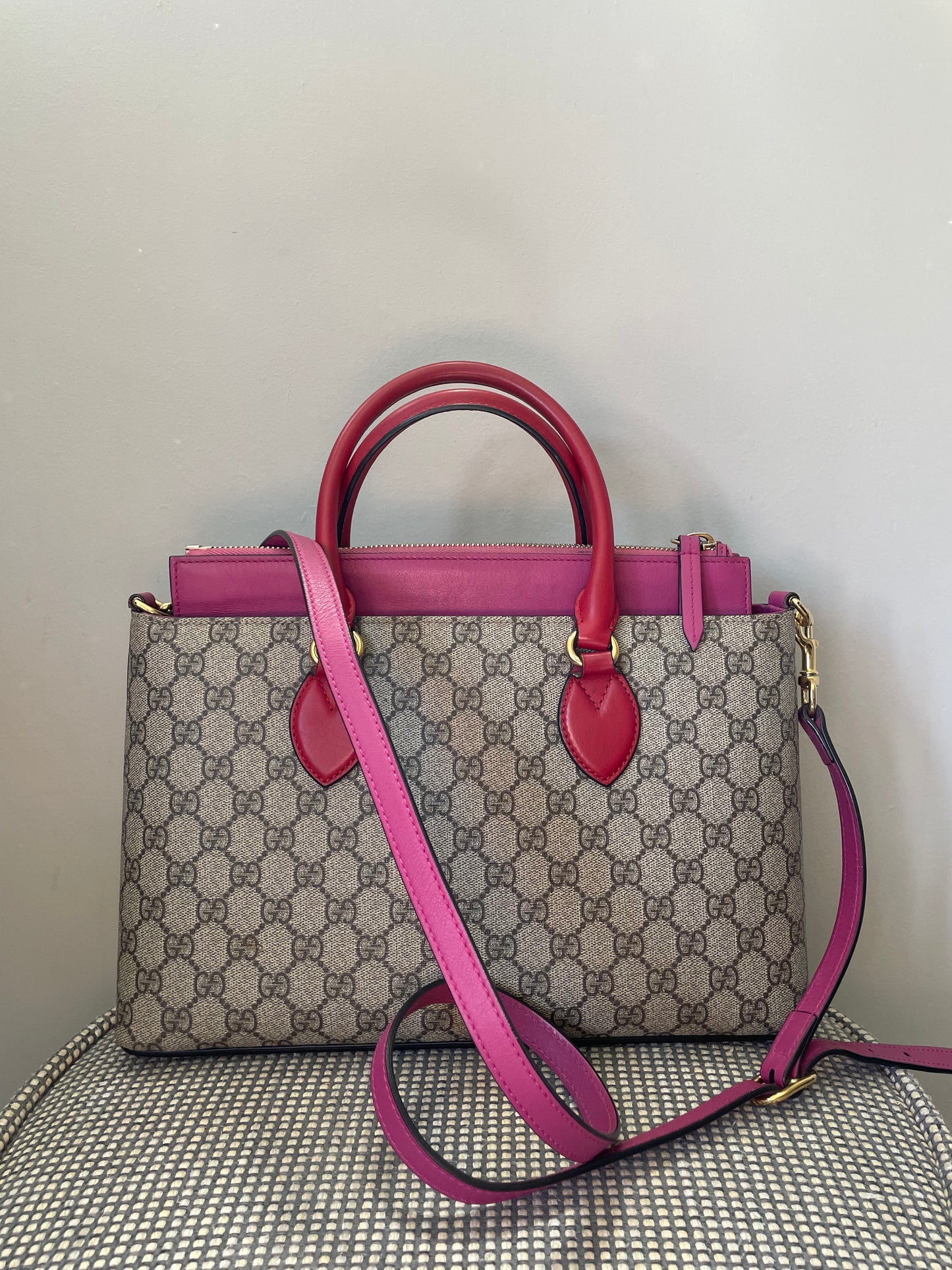 Preloved Gucci Supreme Monogram Tote Bag