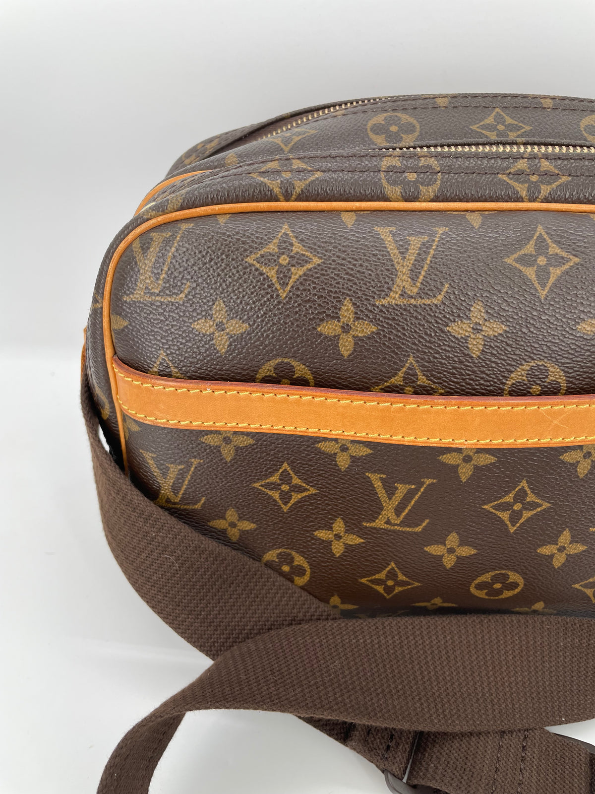 Preloved,  Louis Vuitton Reporter Shoulder Bag, PM