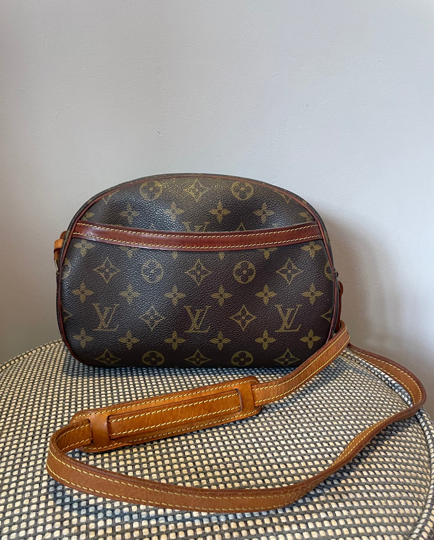 Preloved Vintage Louis Vuitton Blois Shoulder Bag