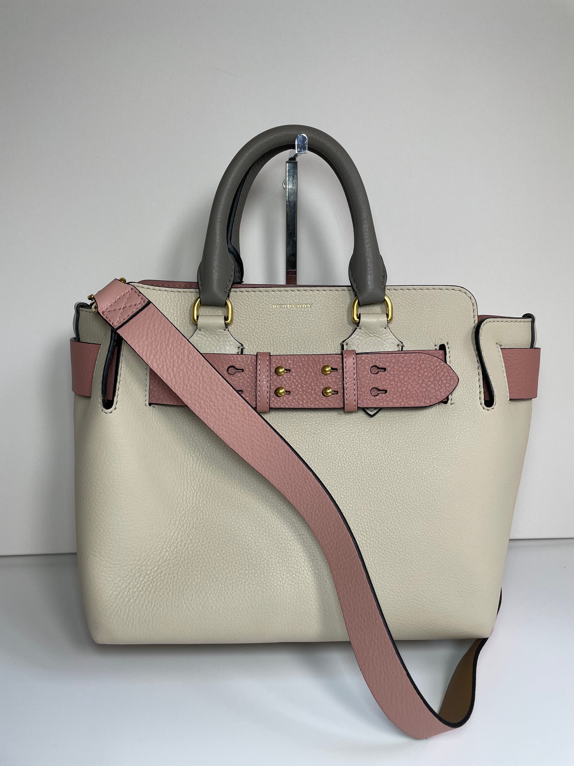 Preloved Burberry Belt Tote Bag Small Carry Kind