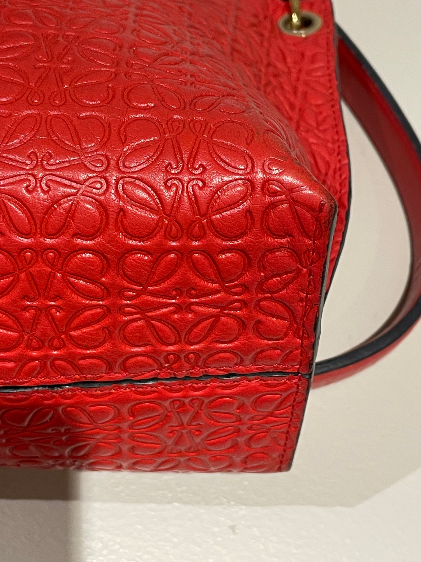 Preloved Loewe Avenue Embossed Shoulder Bag