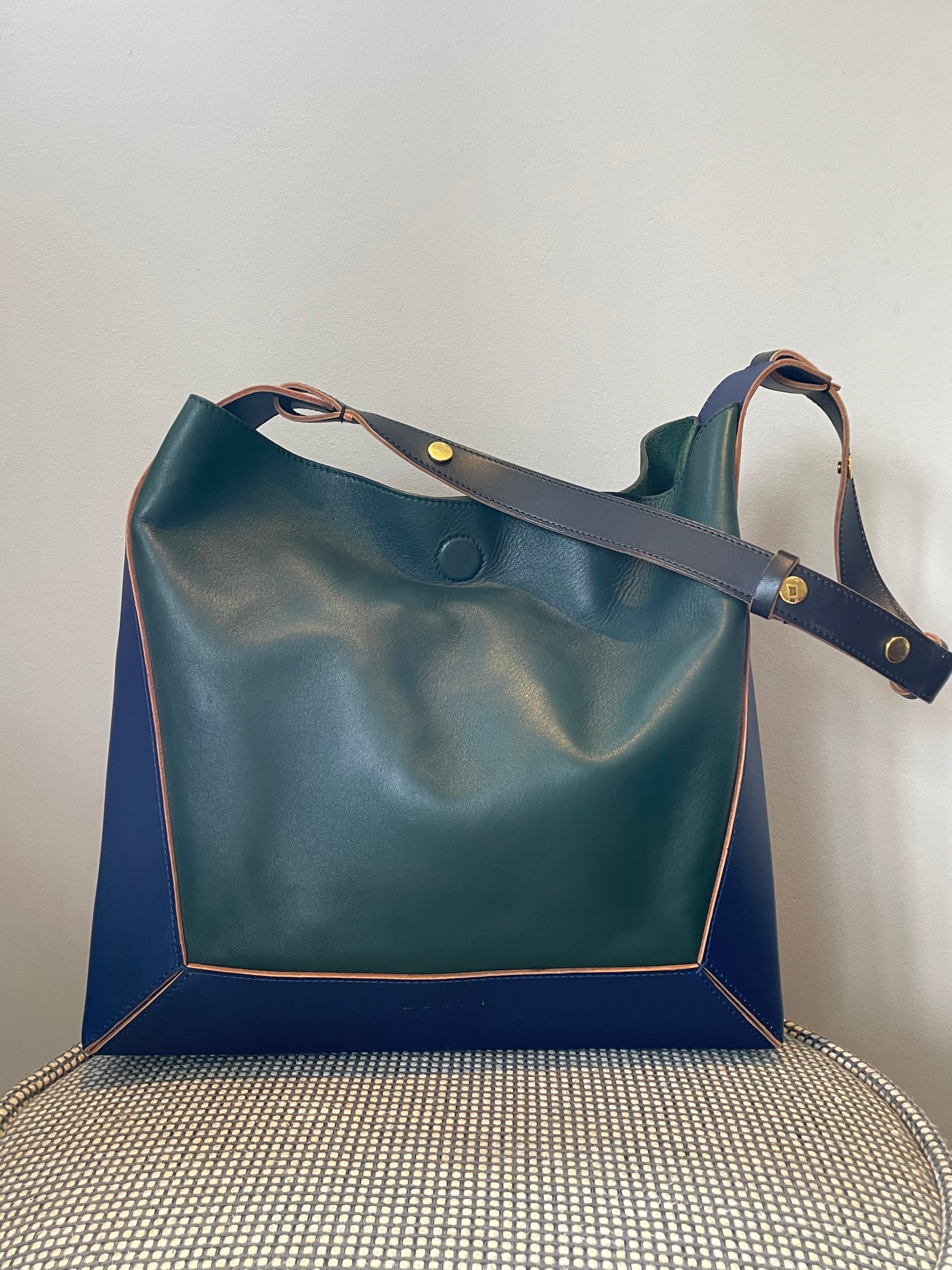 Preloved Marni Hobo Shoulder Bag Carry Kind