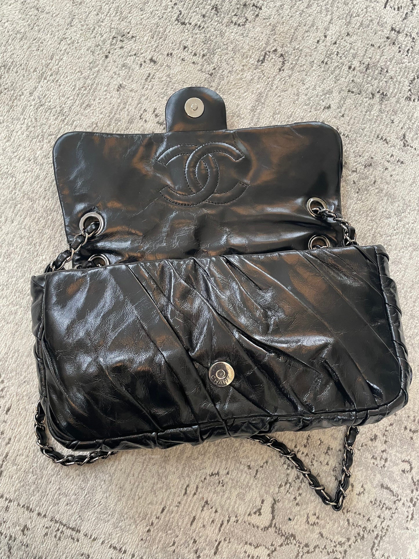 Preloved Chanel Glazed, Twisted Flap Calfskin Shoulder Bag, Medium