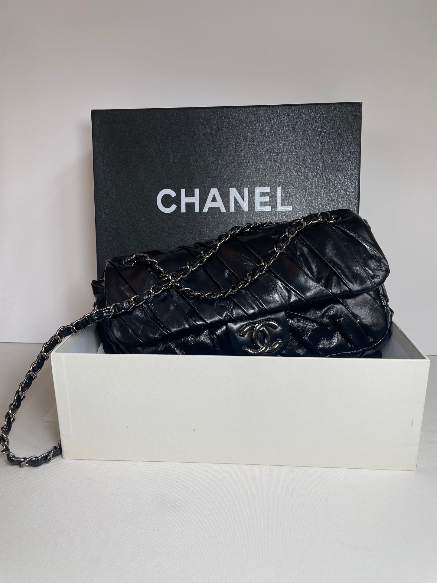 Preloved Chanel Glazed, Twisted Flap Calfskin Shoulder Bag, Medium