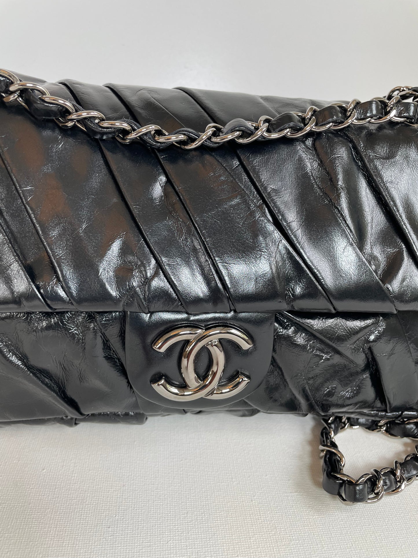 Preloved Chanel Glazed, Twisted Flap Calfskin Shoulder Bag, Medium