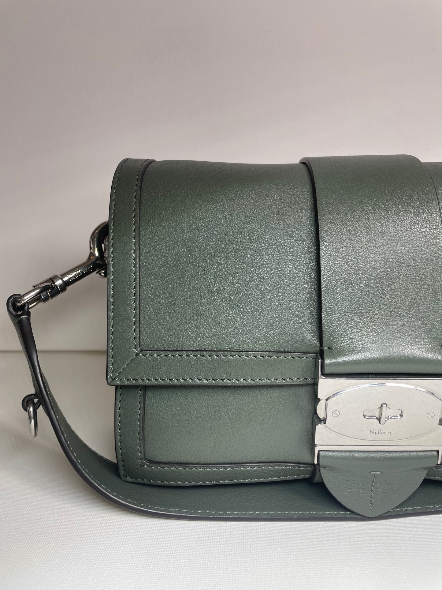 Preloved Mulberry Utility Postman’s Lock Satchel Bag