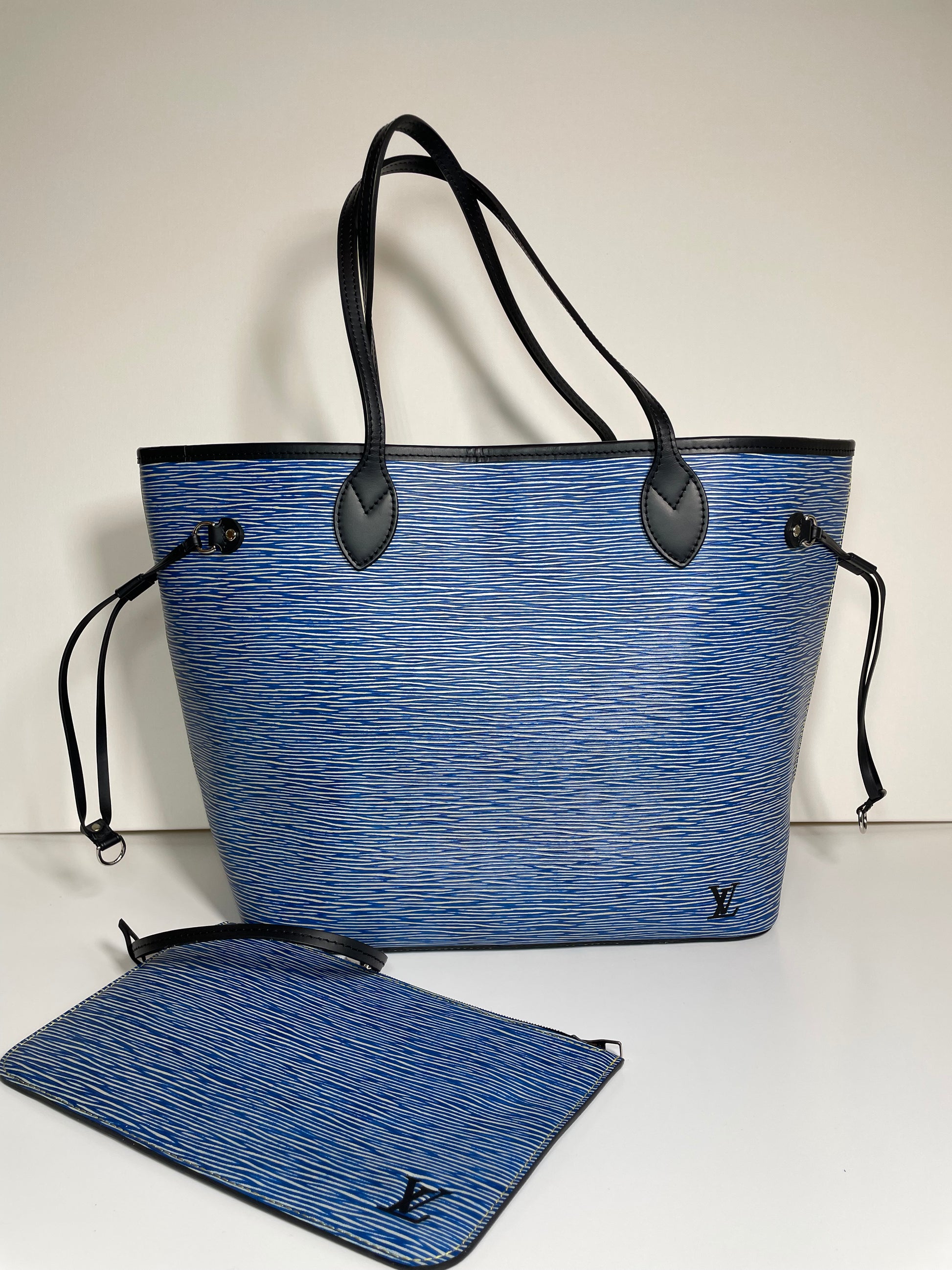 Preloved Louis Vuitton Epi Leather Neverfull Shopping Tote Bag MM Carry Kind