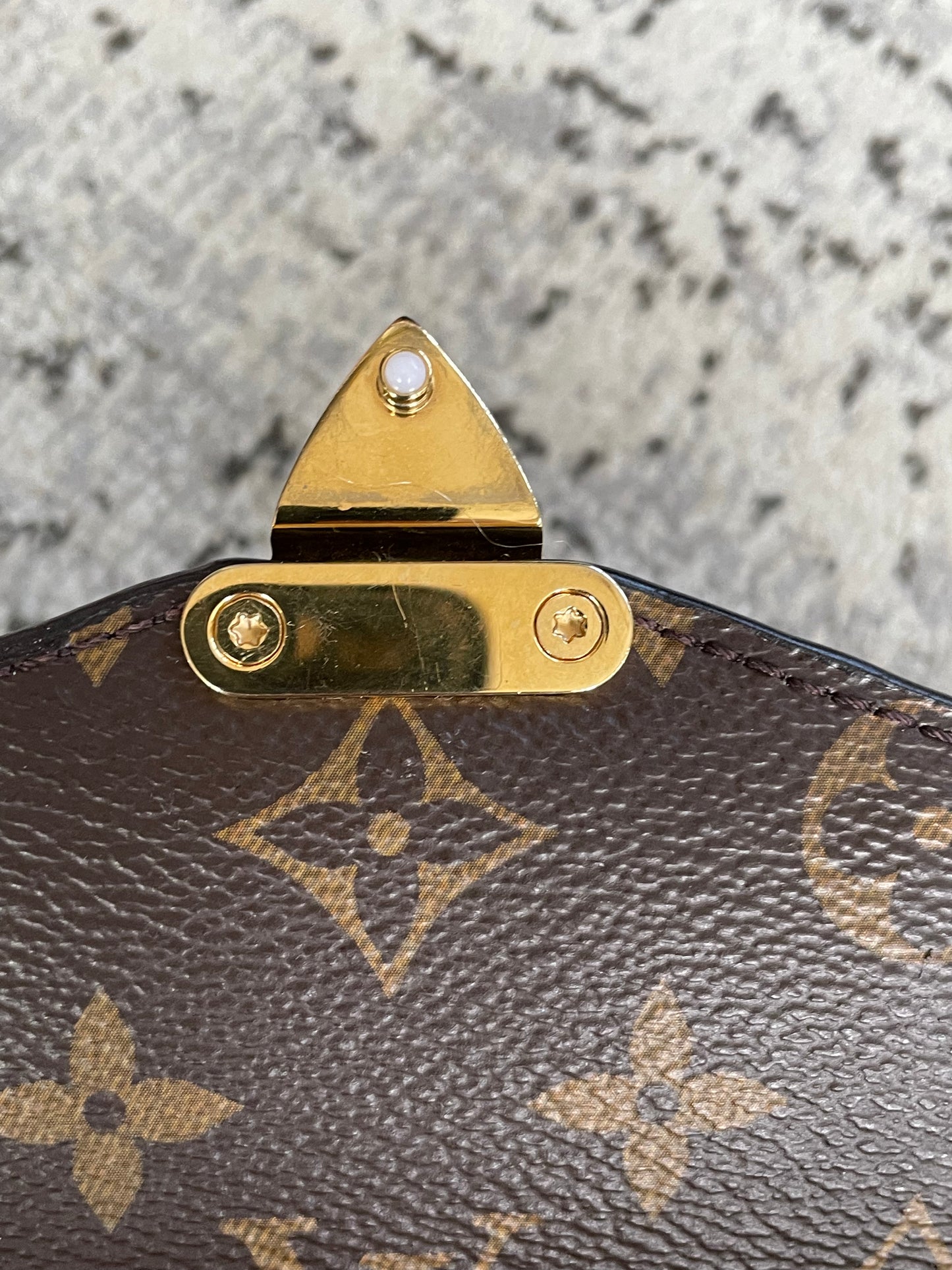 Preloved Louis Vuitton Pochette Metis Crossbody Bag