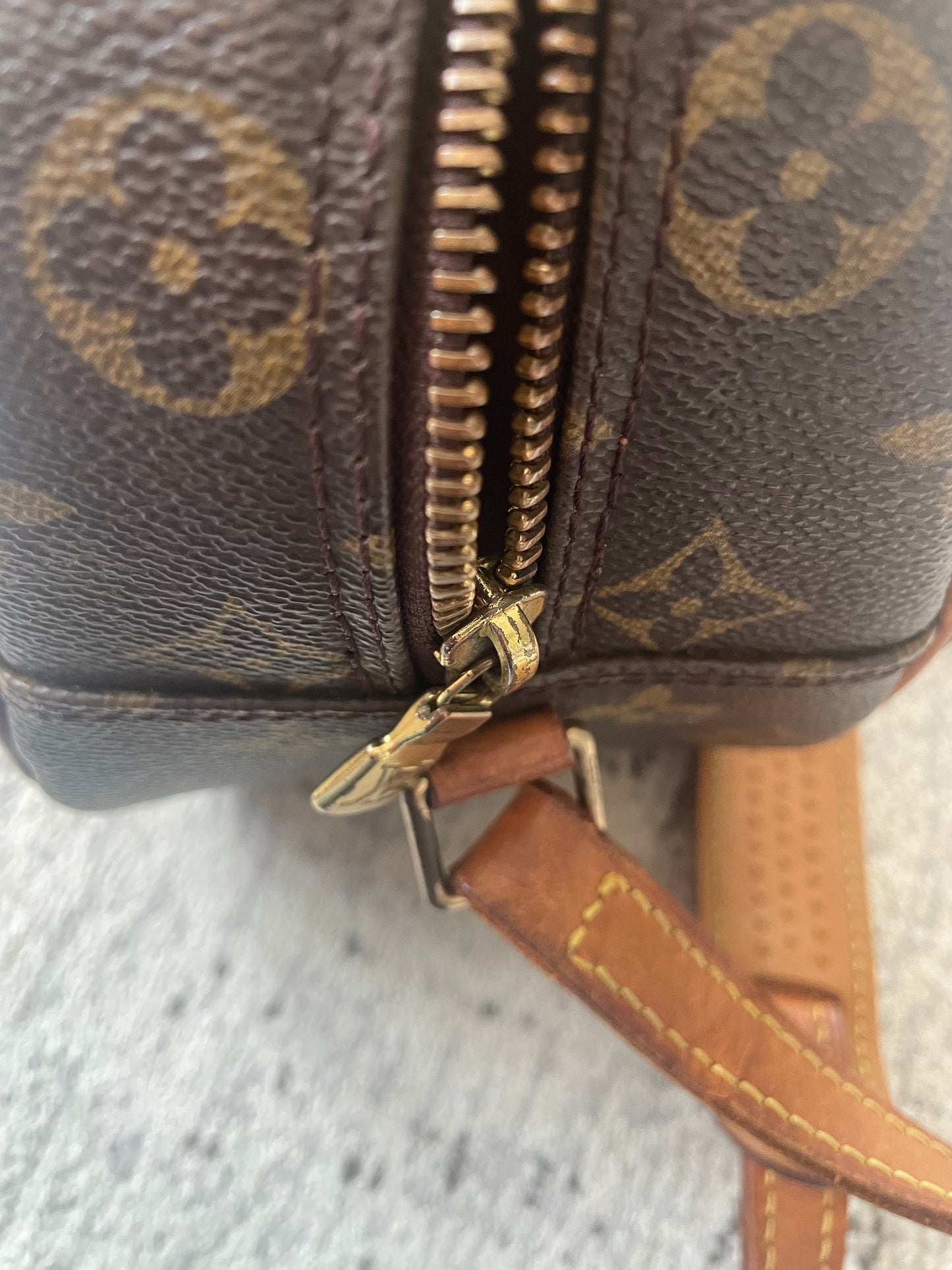 Preloved Vintage Louis Vuitton Blois Shoulder Bag