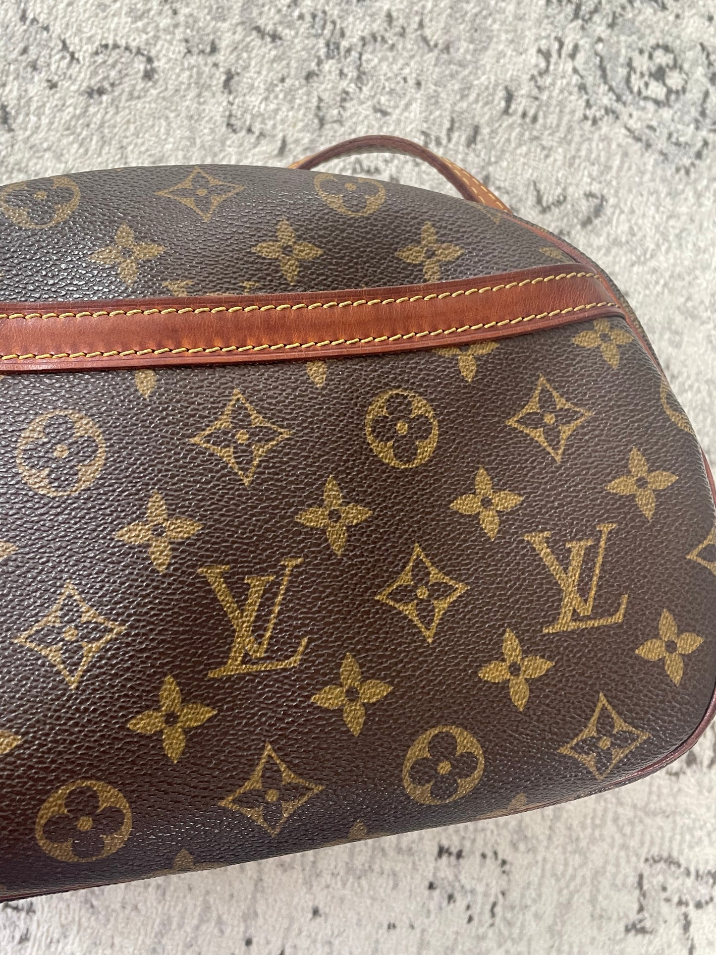 Preloved Vintage Louis Vuitton Blois Shoulder Bag