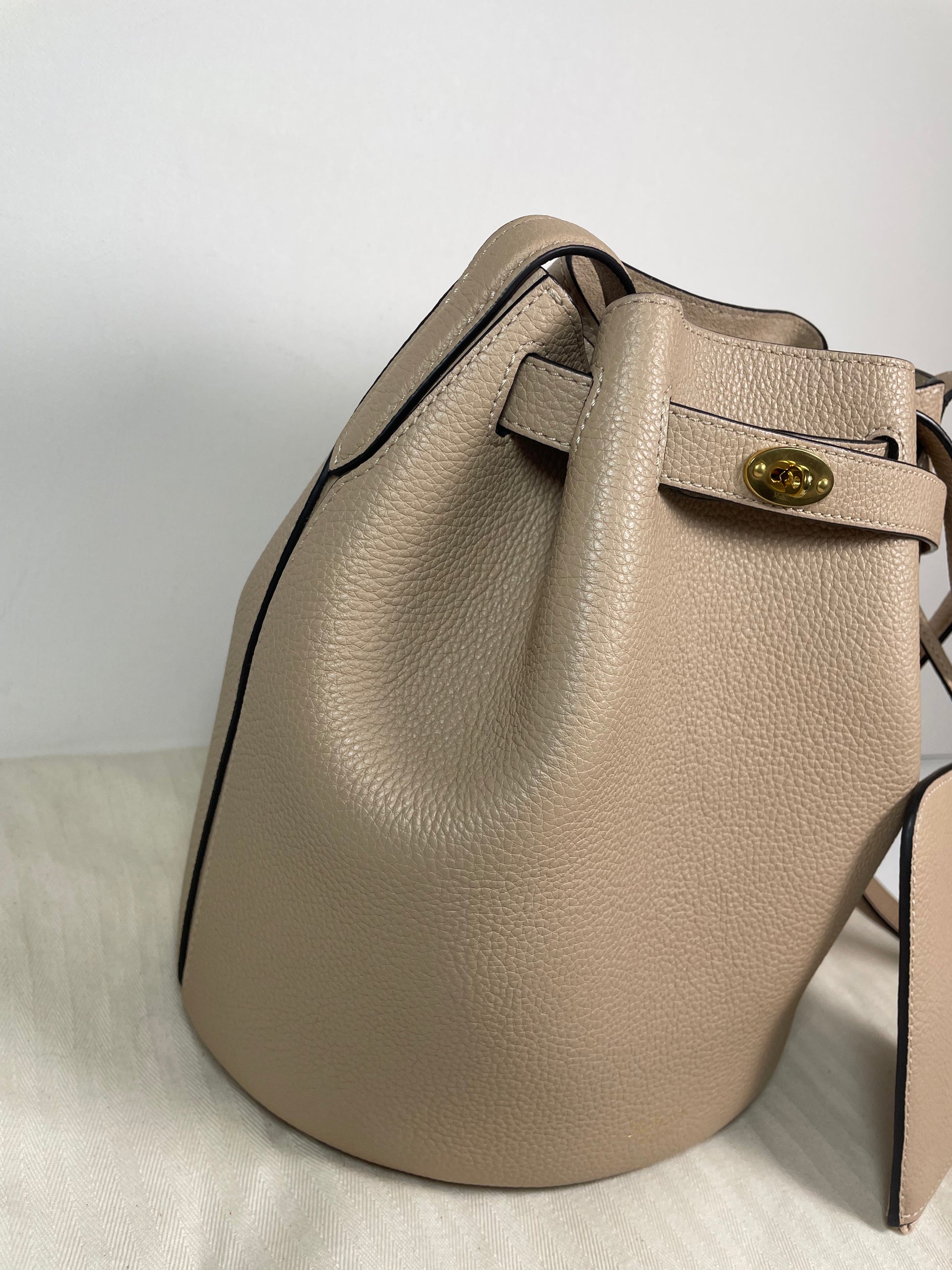 Preloved Mulberry Abbey Bucket Bag Carry Kind