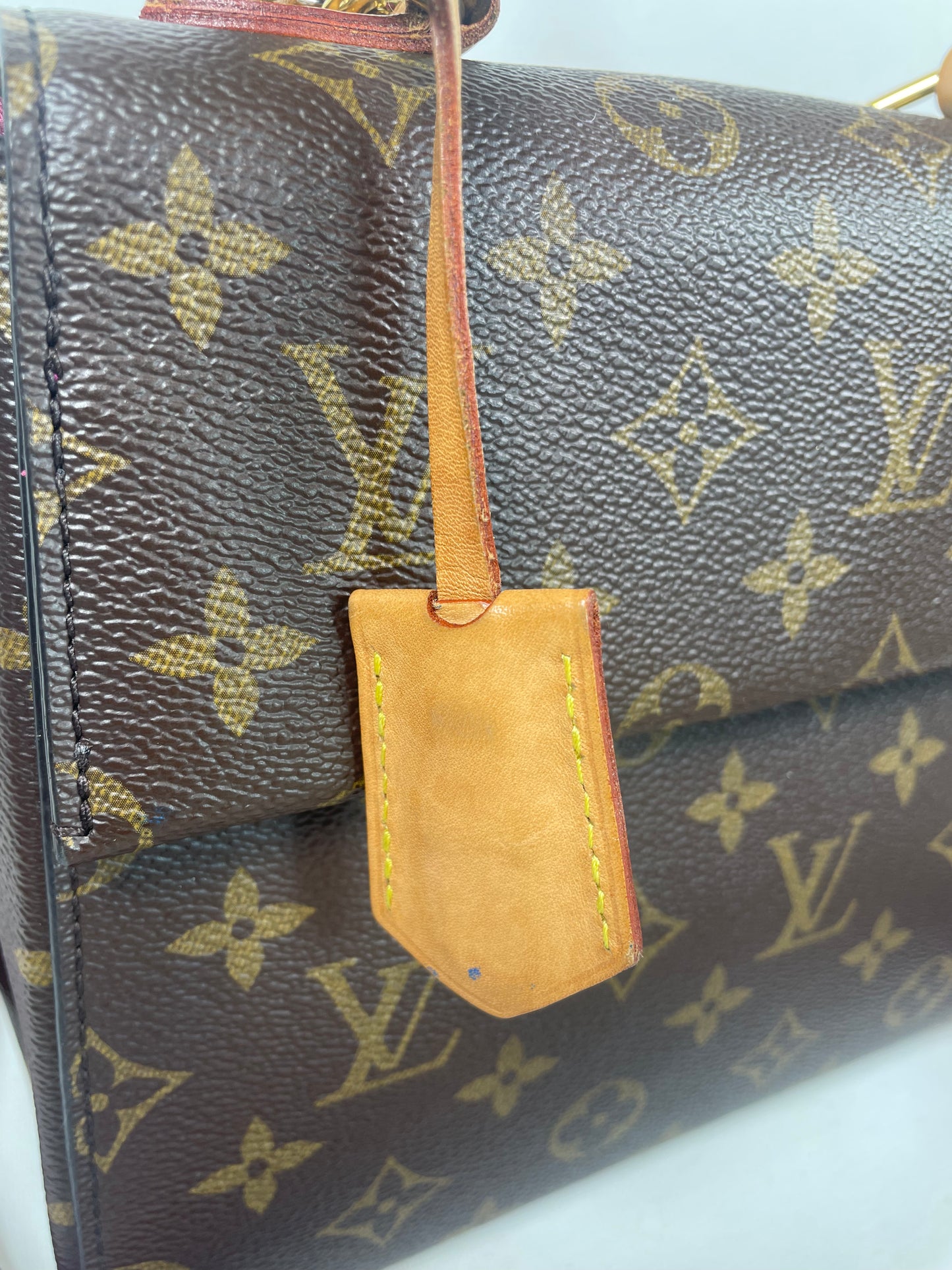 Preloved Louis Vuitton Cluny BB Crossbody Bag