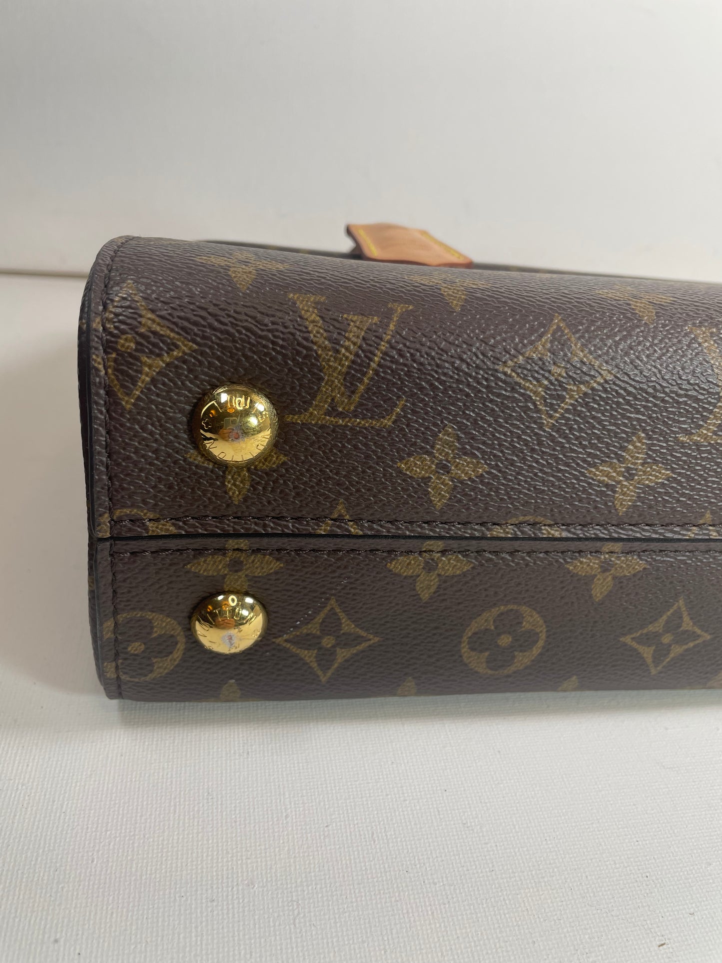 Preloved Louis Vuitton Cluny BB Crossbody Bag