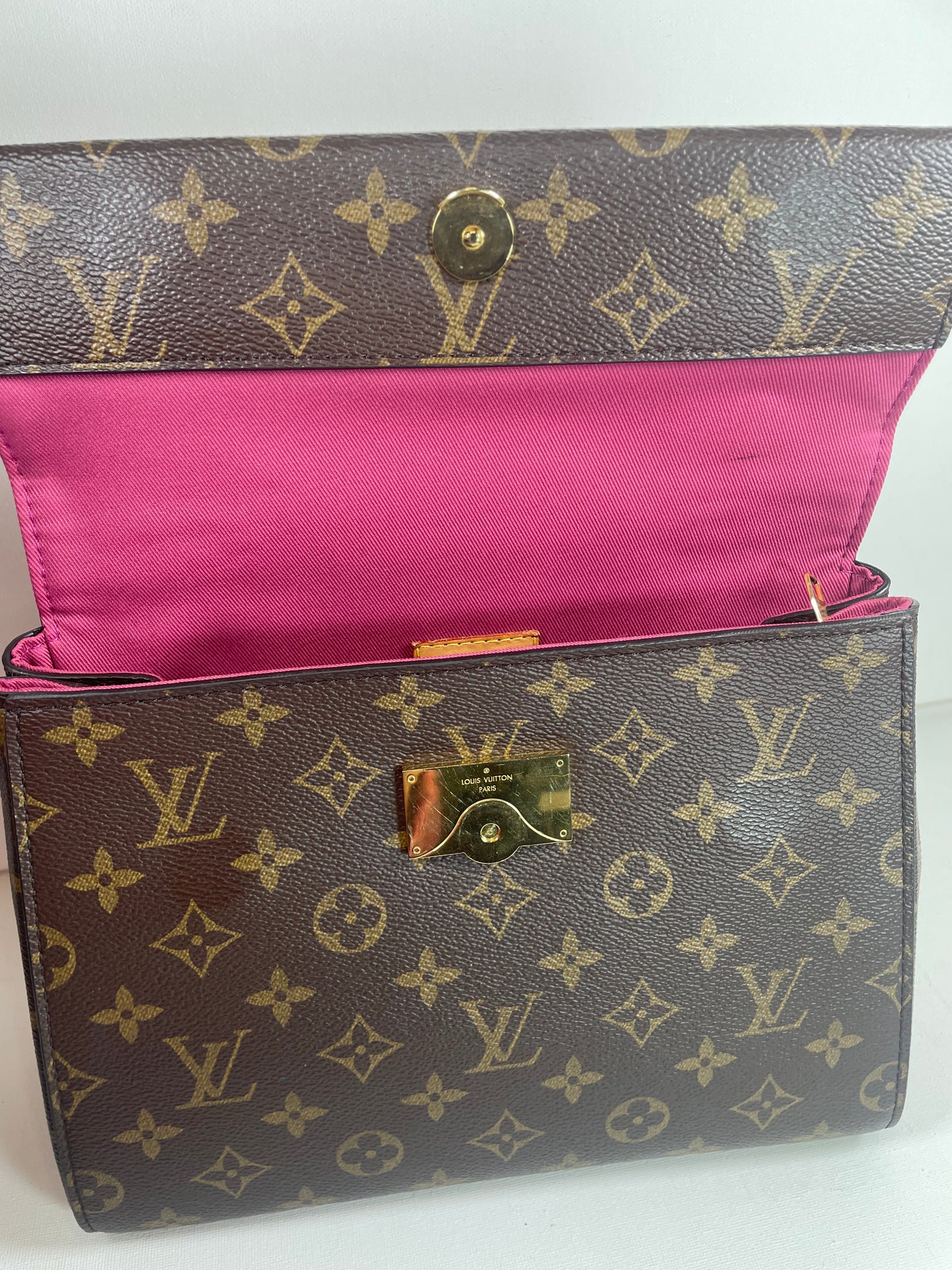 Preloved Louis Vuitton Cluny BB Crossbody Bag