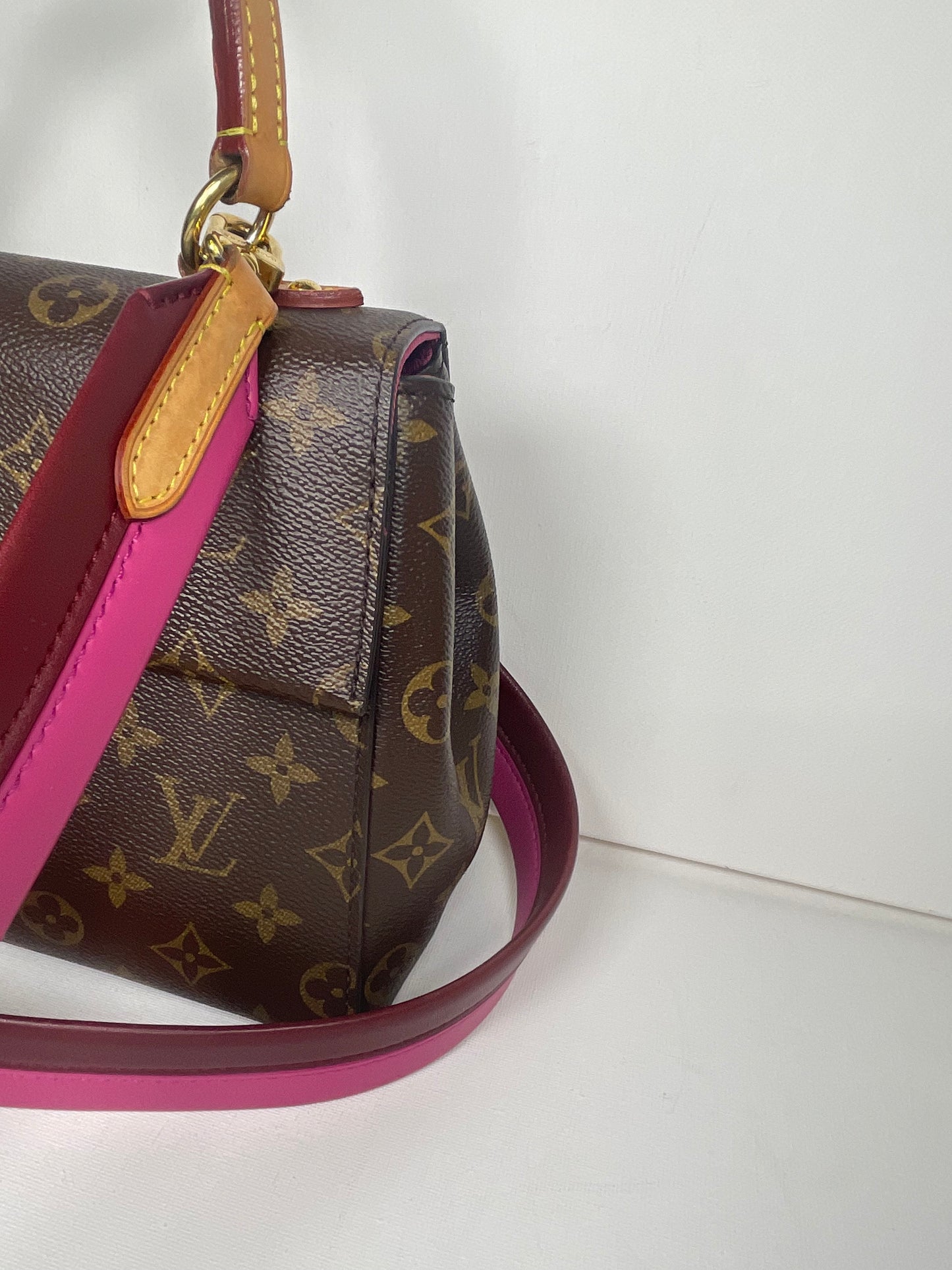 Preloved Louis Vuitton Cluny BB Crossbody Bag