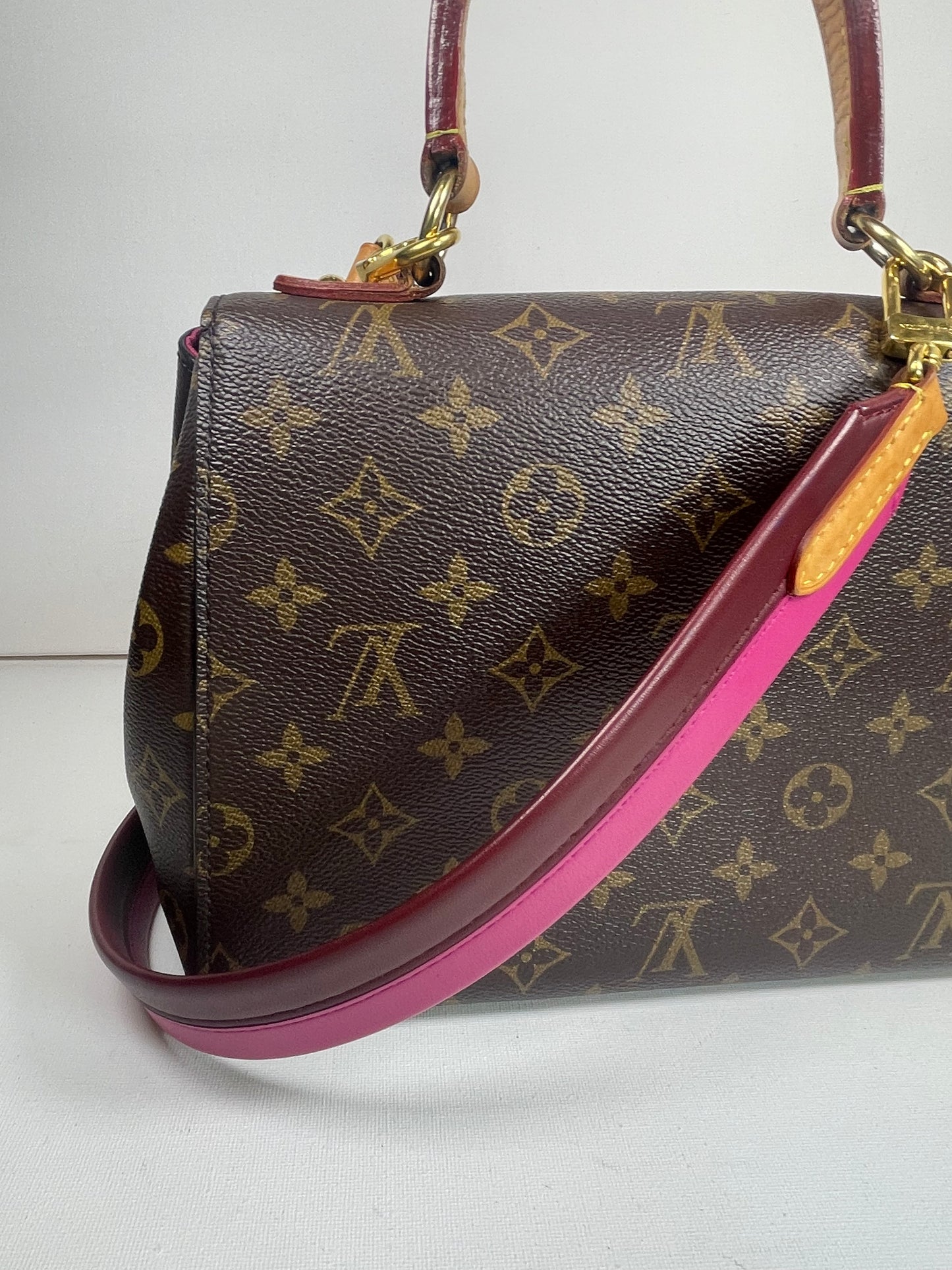 Preloved Louis Vuitton Cluny BB Crossbody Bag