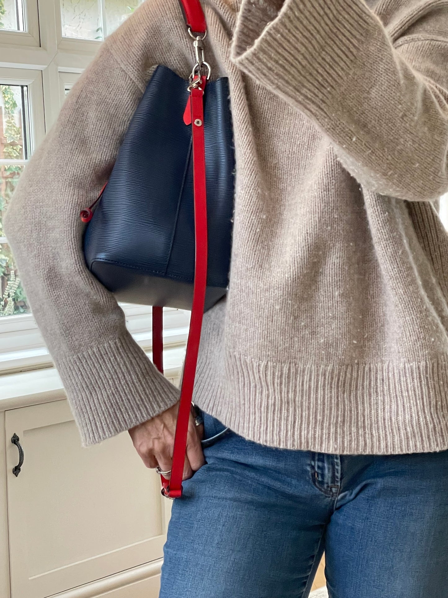 Preloved Louis Vuitton Epi Leather NeoNoe Bucket Bag