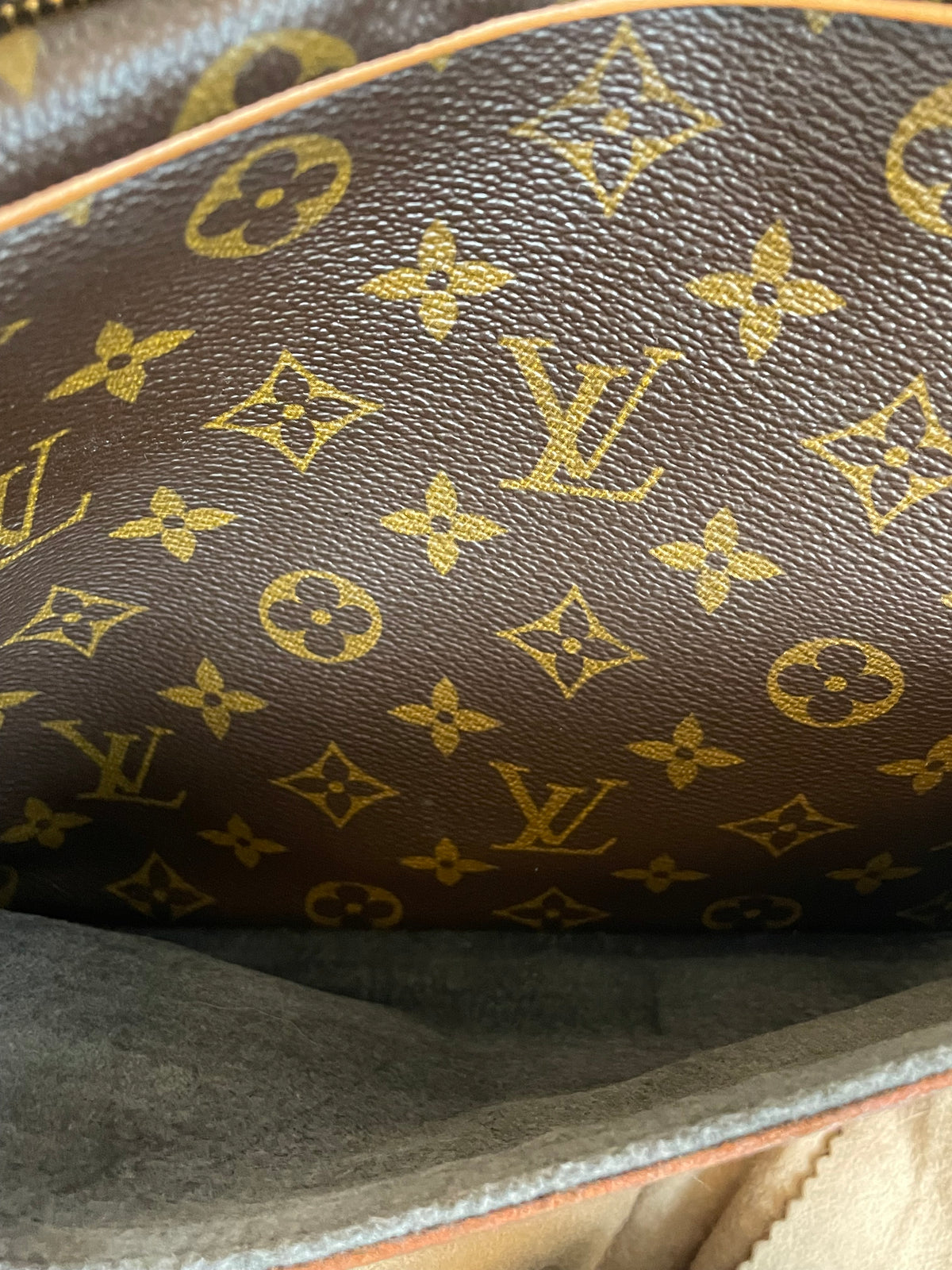 Preloved Vintage Louis Vuitton Canvas Trocadero 30 Bag