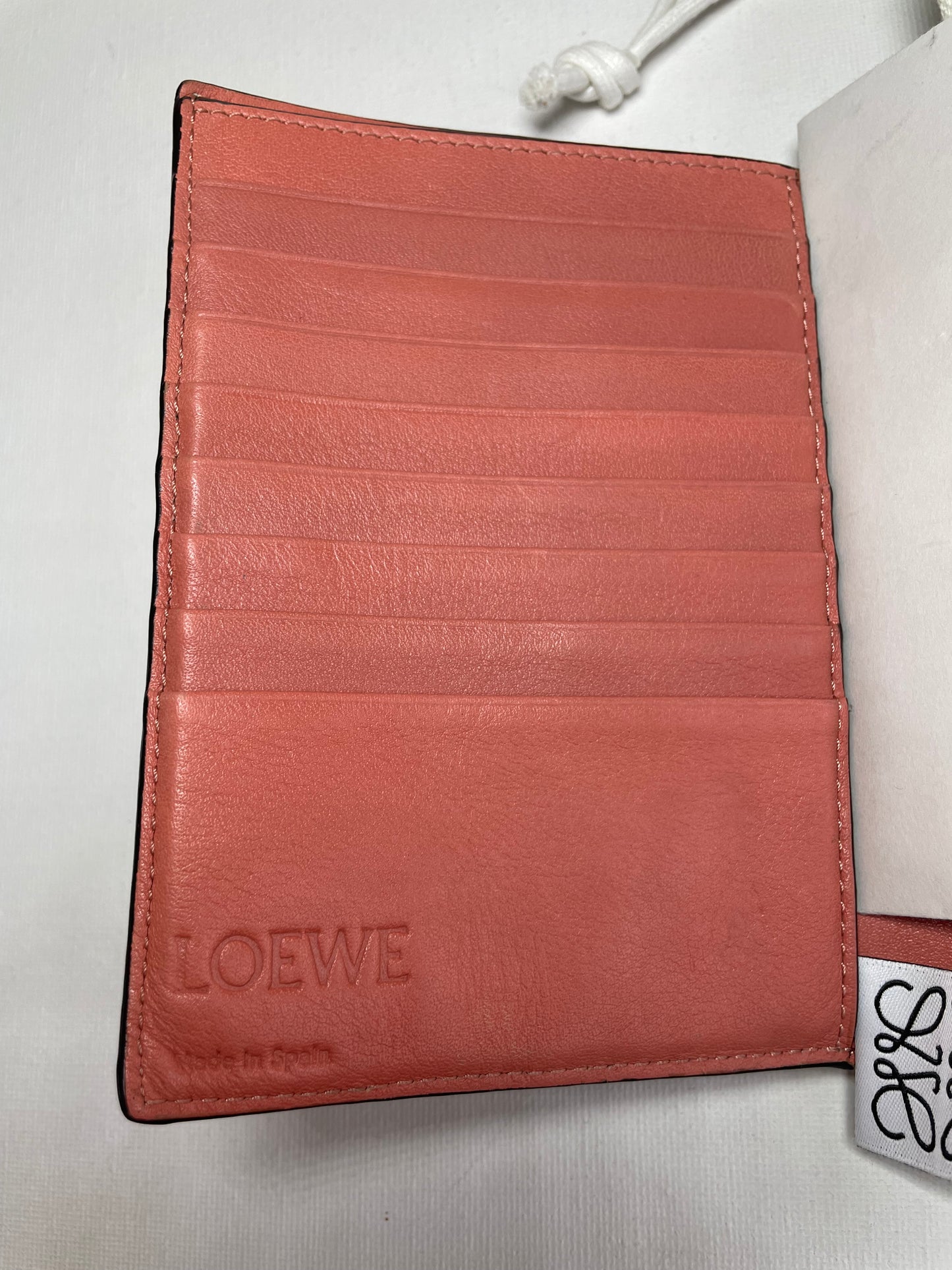 Preloved Loewe Bi Fold Wallet, Medium