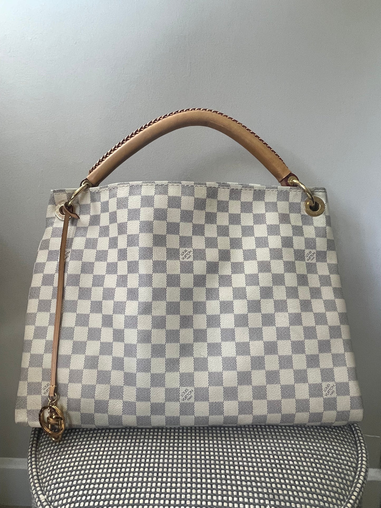 Preloved Louis Vuitton Damier Azur Artsy Hobo Bag, MM