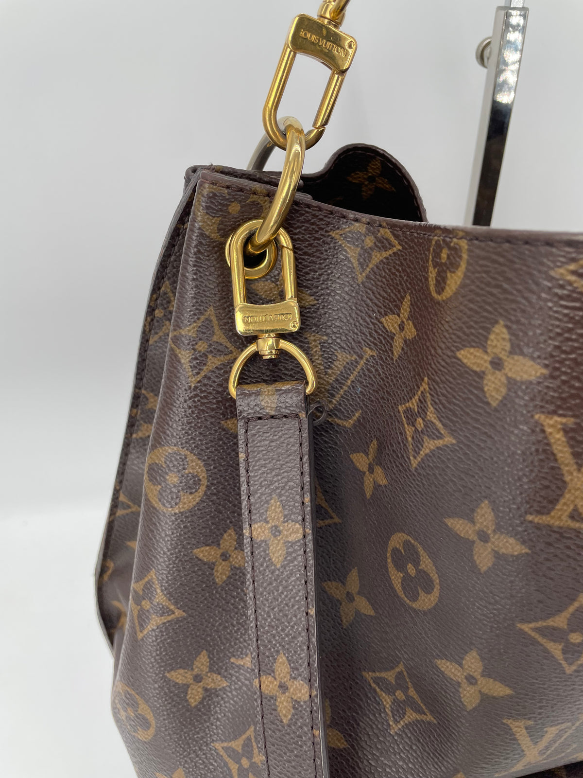 Preloved Louis Vuitton Metis Hobo Shoulder Bag