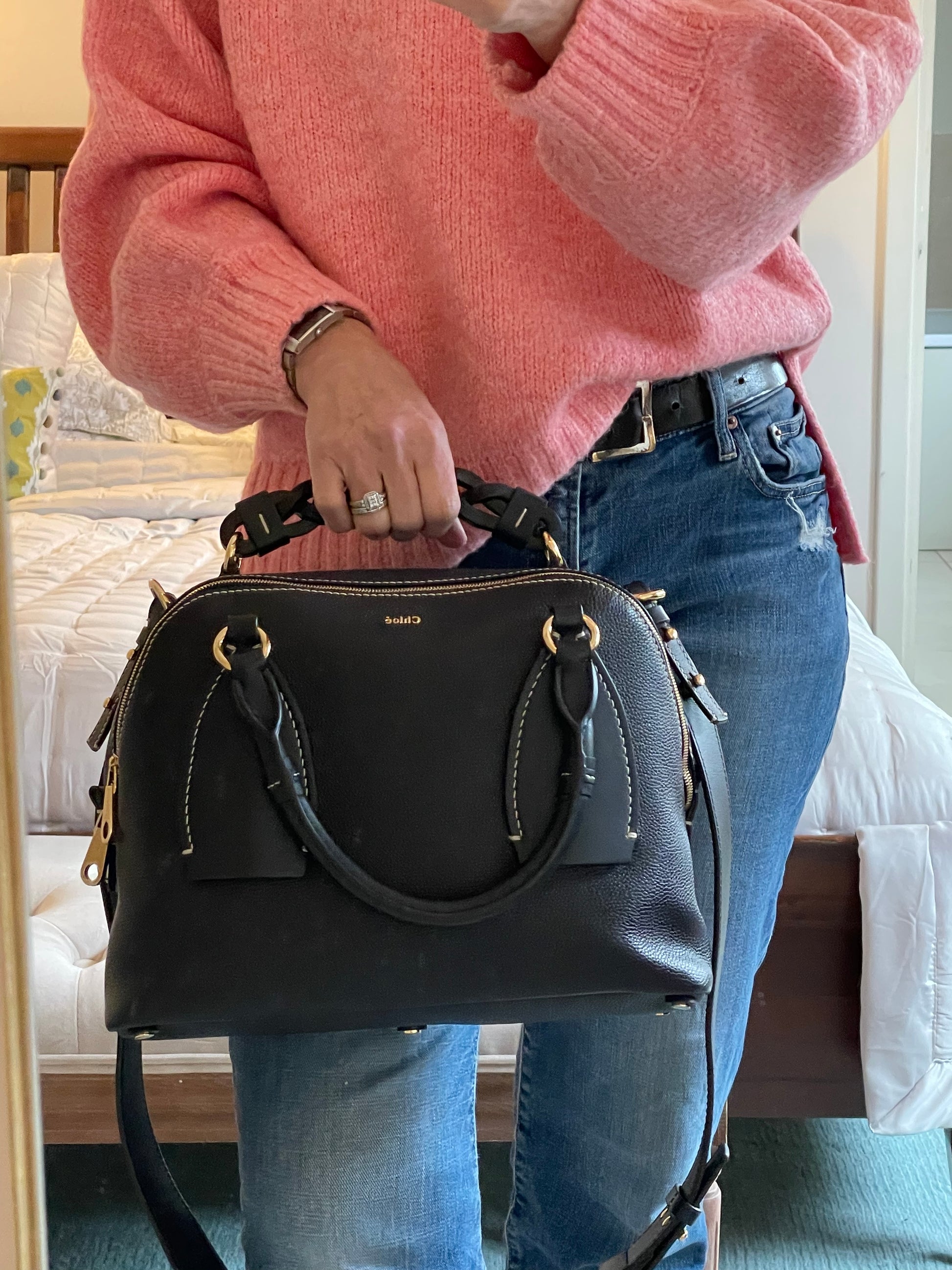 Daria Medium Leather Shoulder Bag