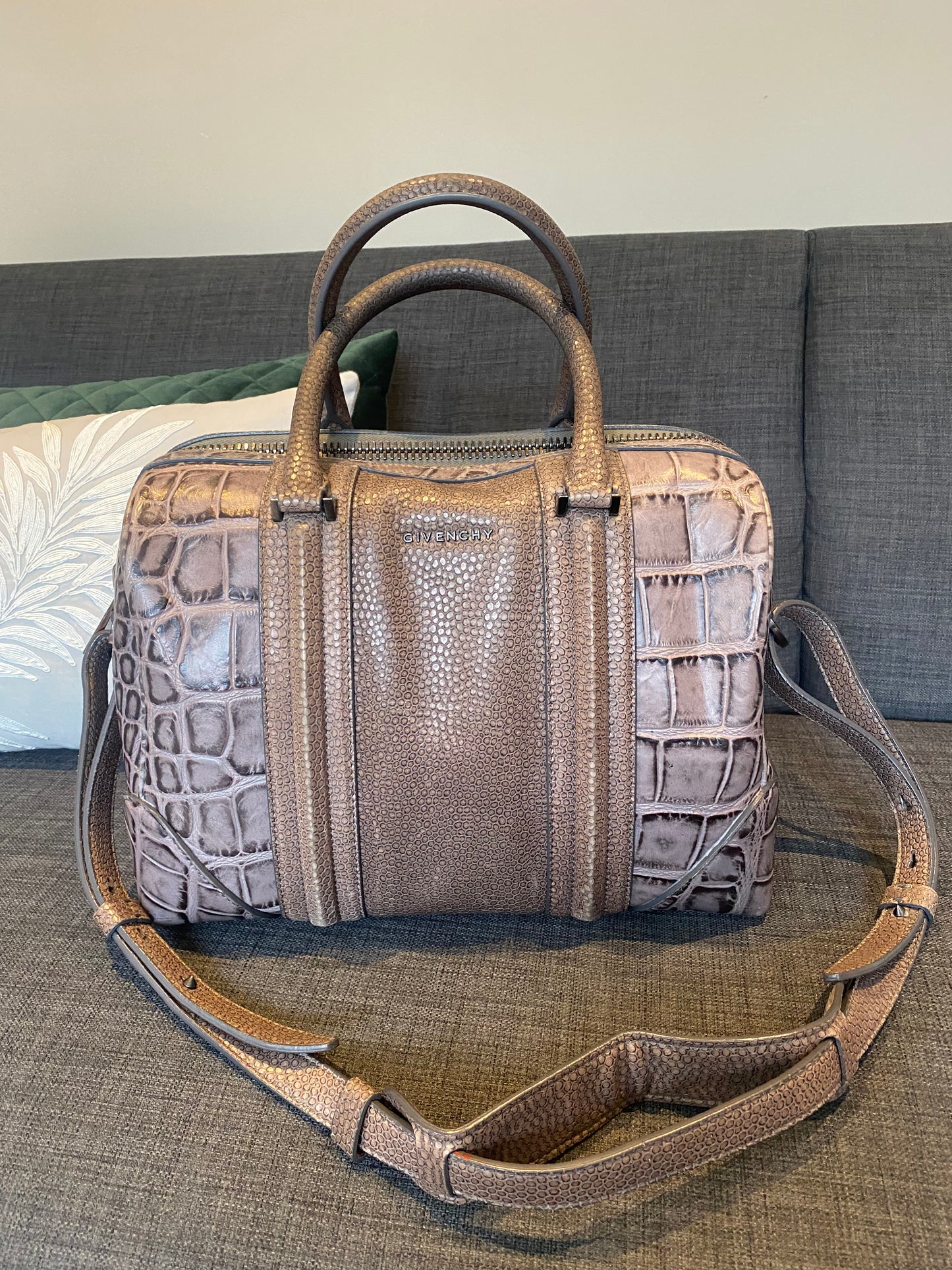 Preloved Givenchy Lucrezia Bowling Bag