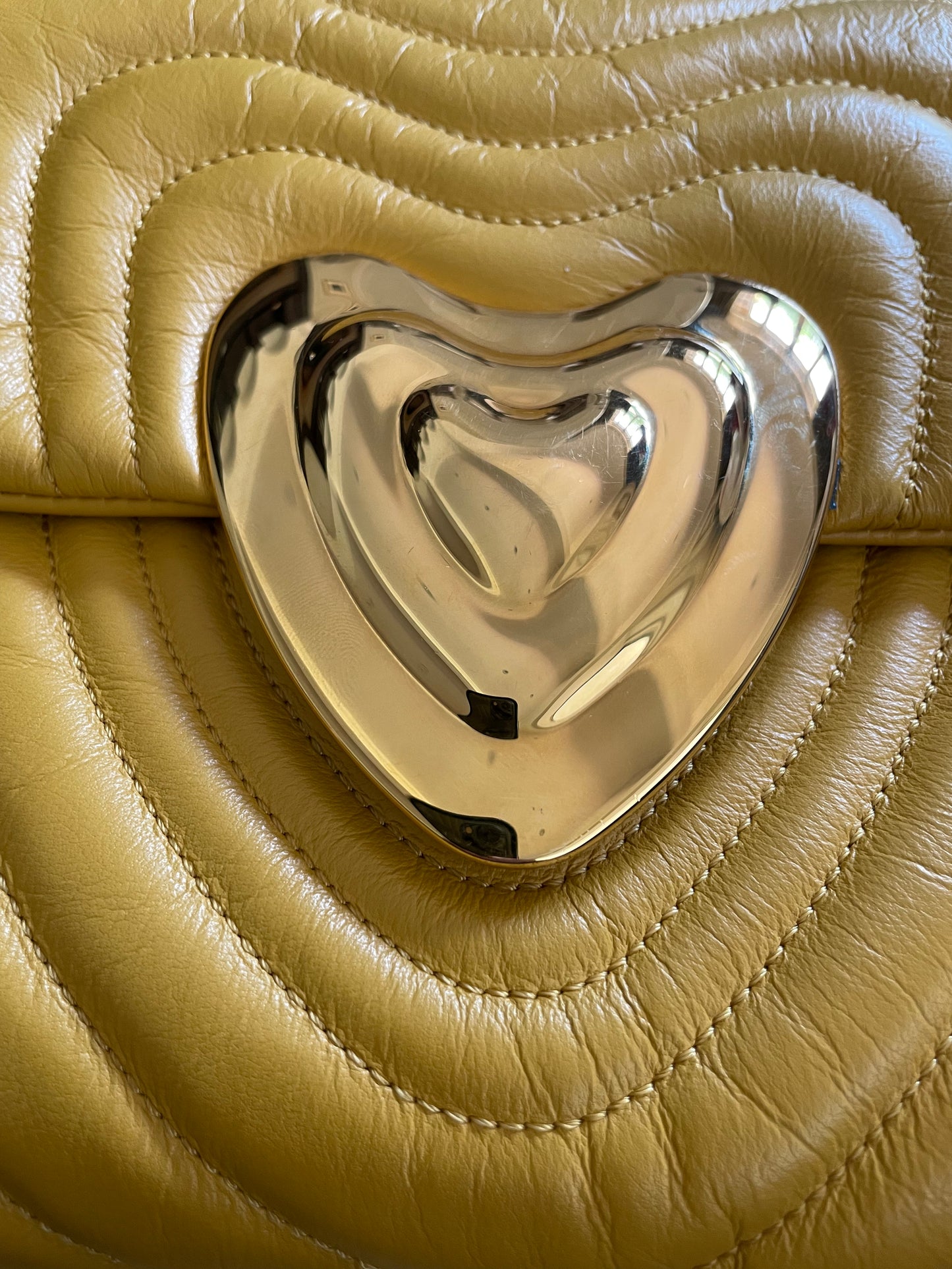 Preloved Escada Heart bag