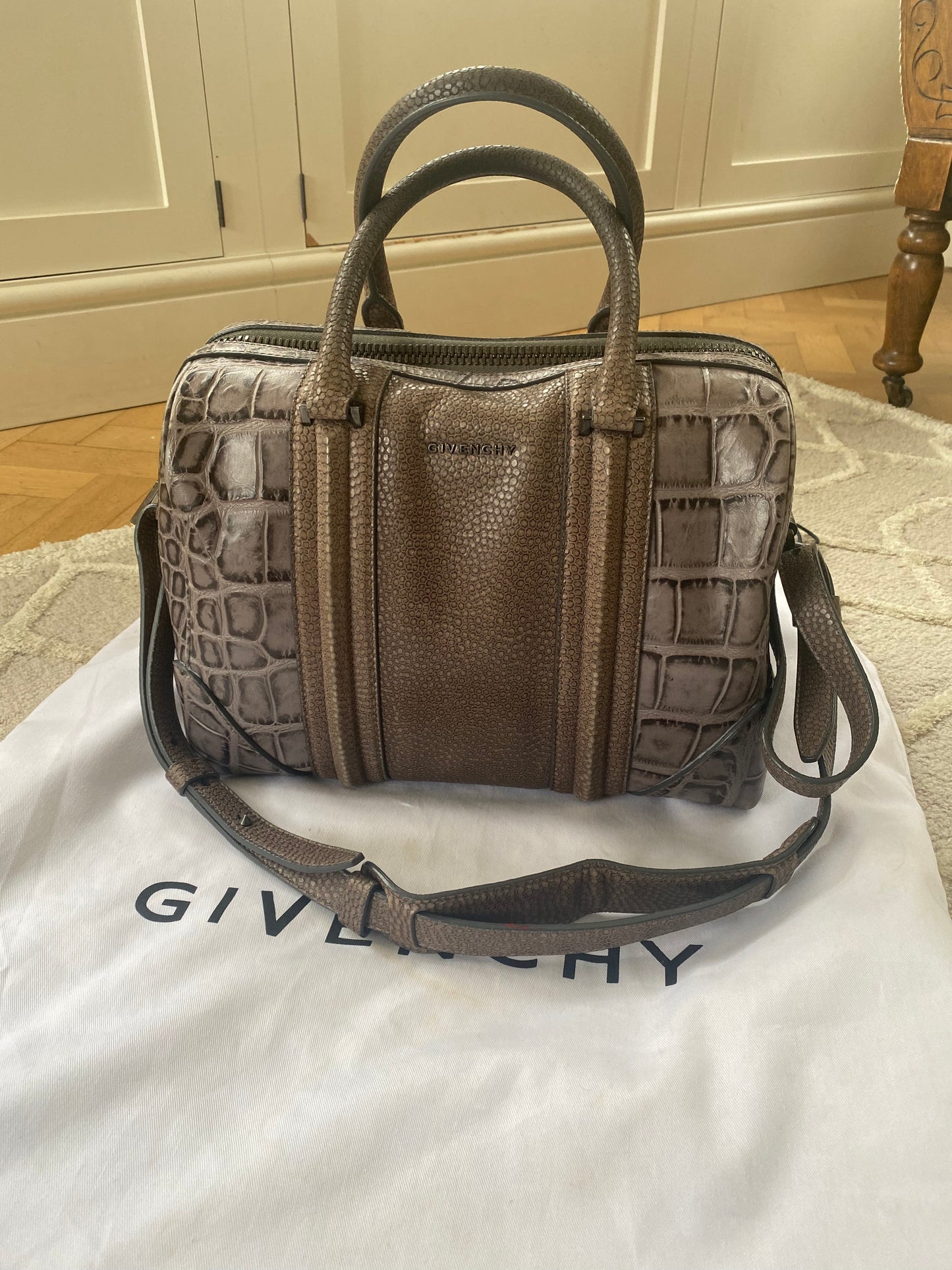 Preloved Givenchy Lucrezia Bowling Bag