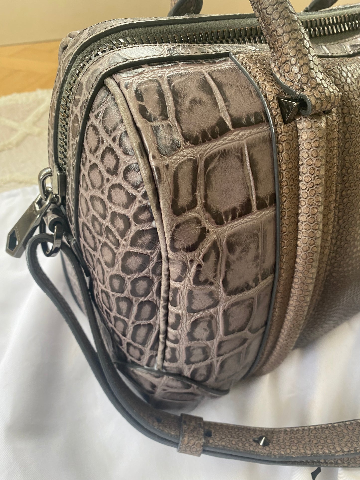 Preloved Givenchy Lucrezia Bowling Bag